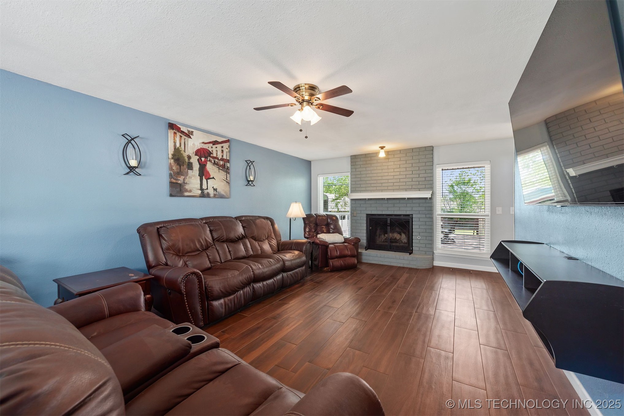 11923 S 267th East Avenue Property Photo 4