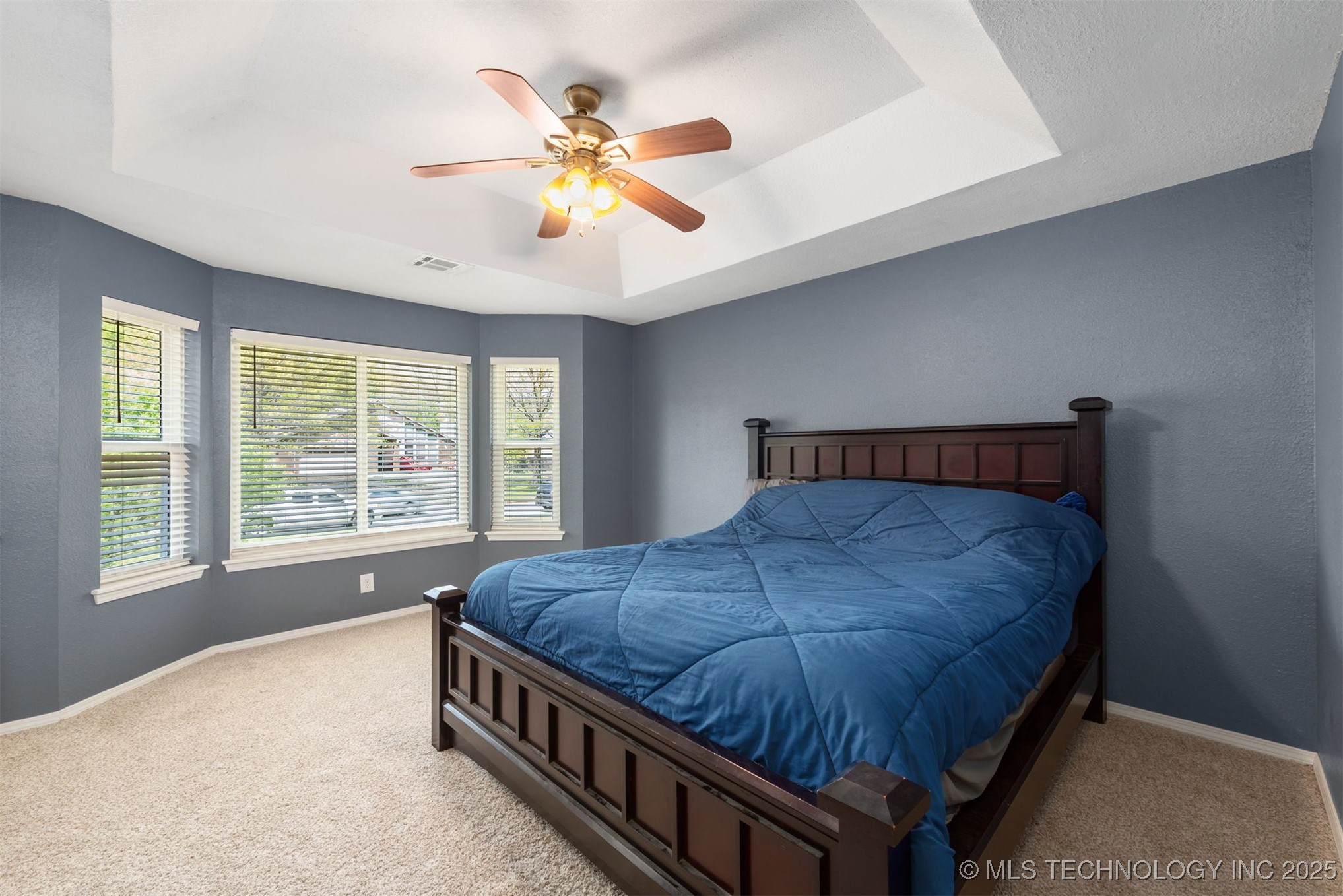 11923 S 267th East Avenue Property Photo 14