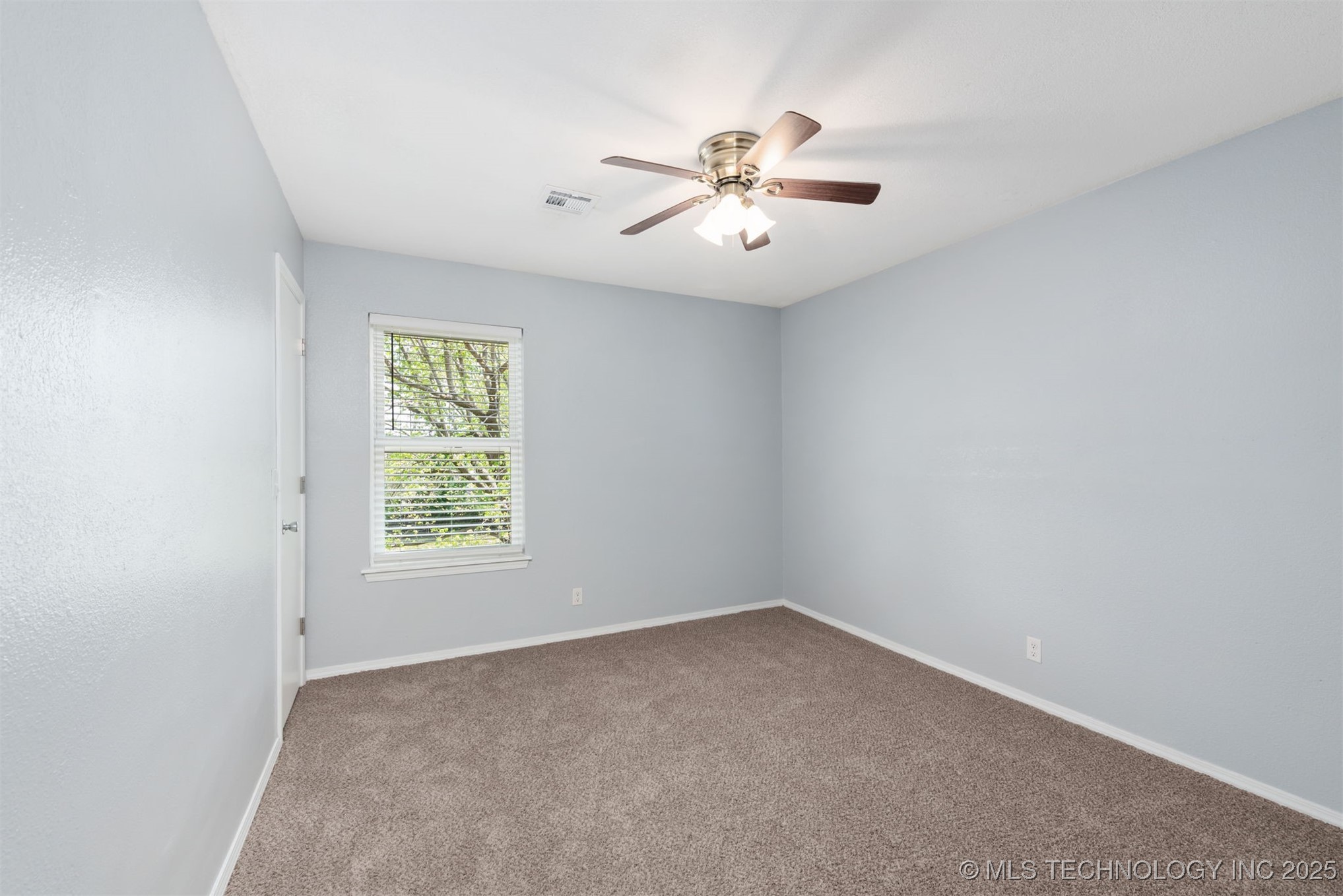 11923 S 267th East Avenue Property Photo 19