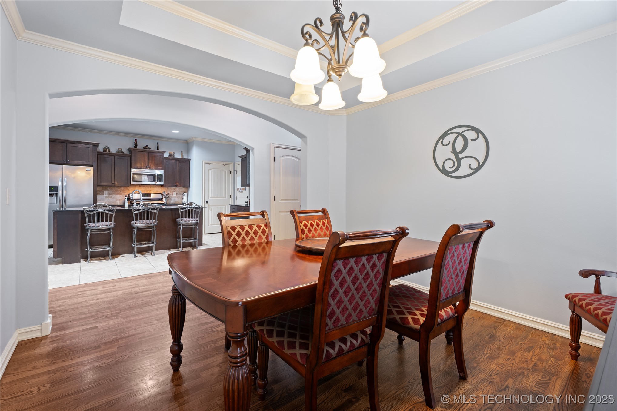 3235 Boardwalk Court Property Photo 8