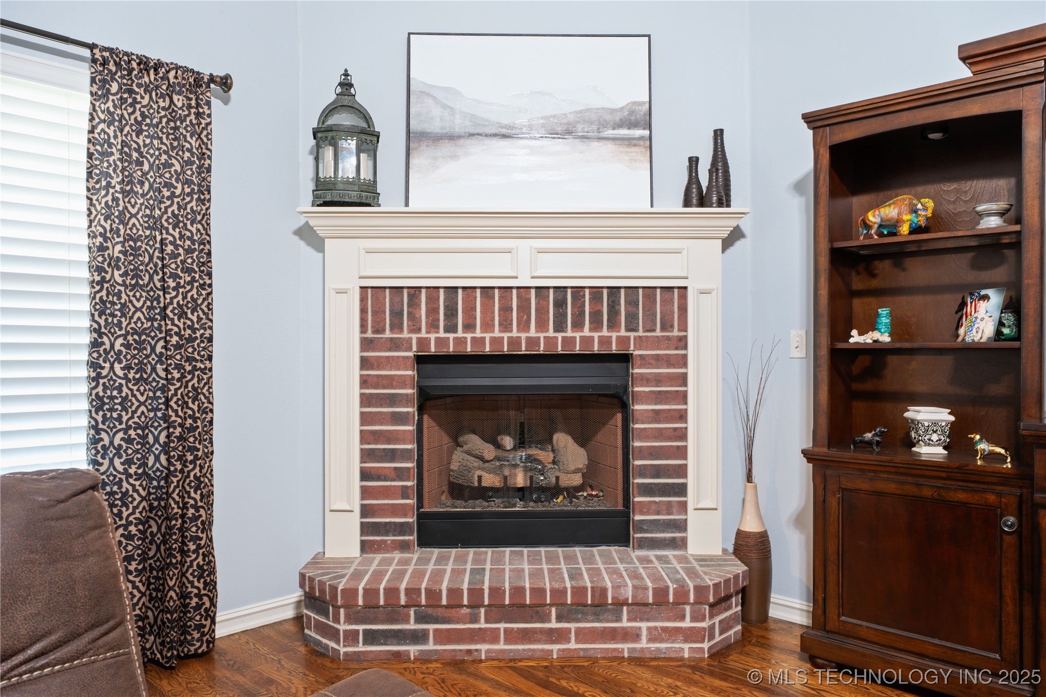 3235 Boardwalk Court Property Photo 15