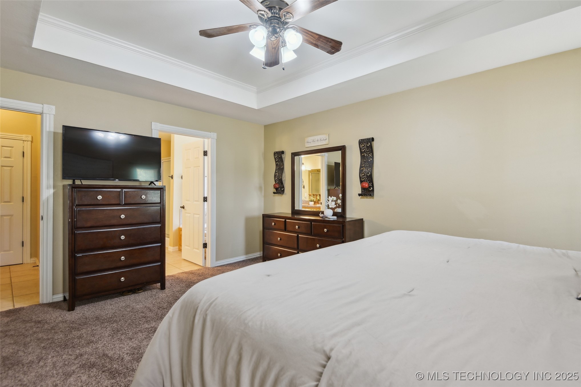 605 S Timber Ridge Drive Property Photo 22