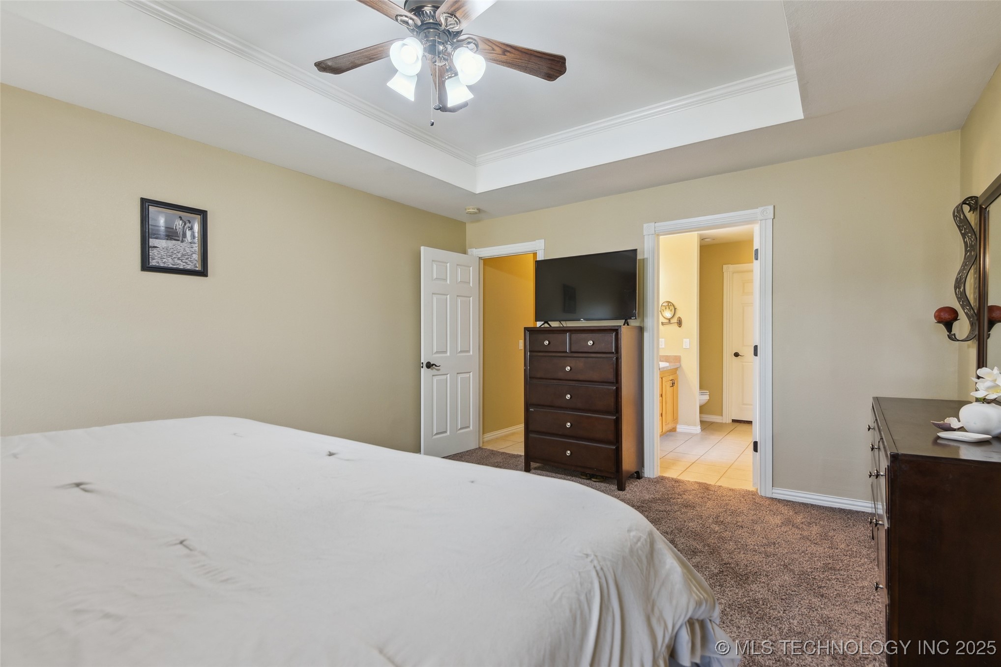 605 S Timber Ridge Drive Property Photo 23