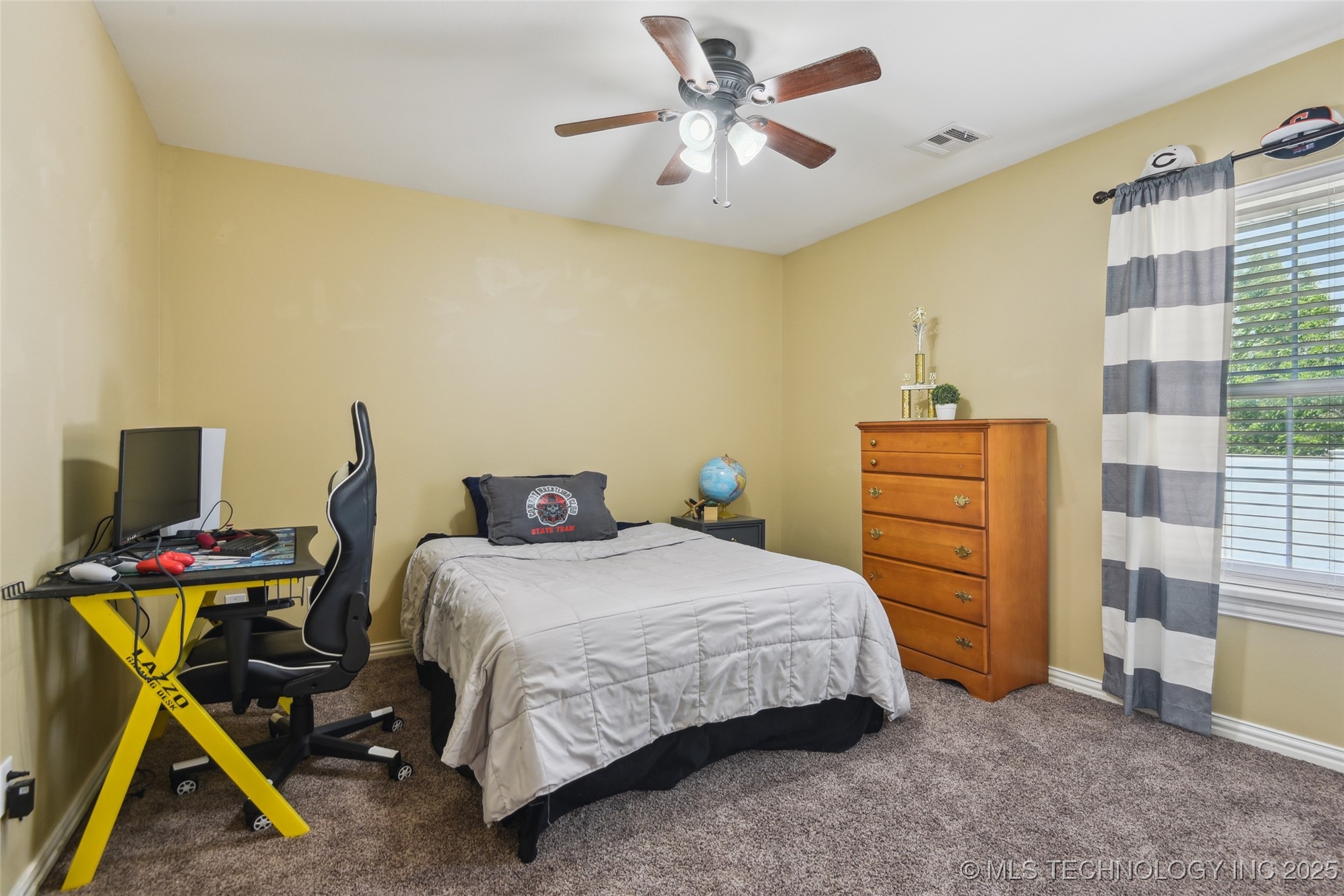 605 S Timber Ridge Drive Property Photo 32