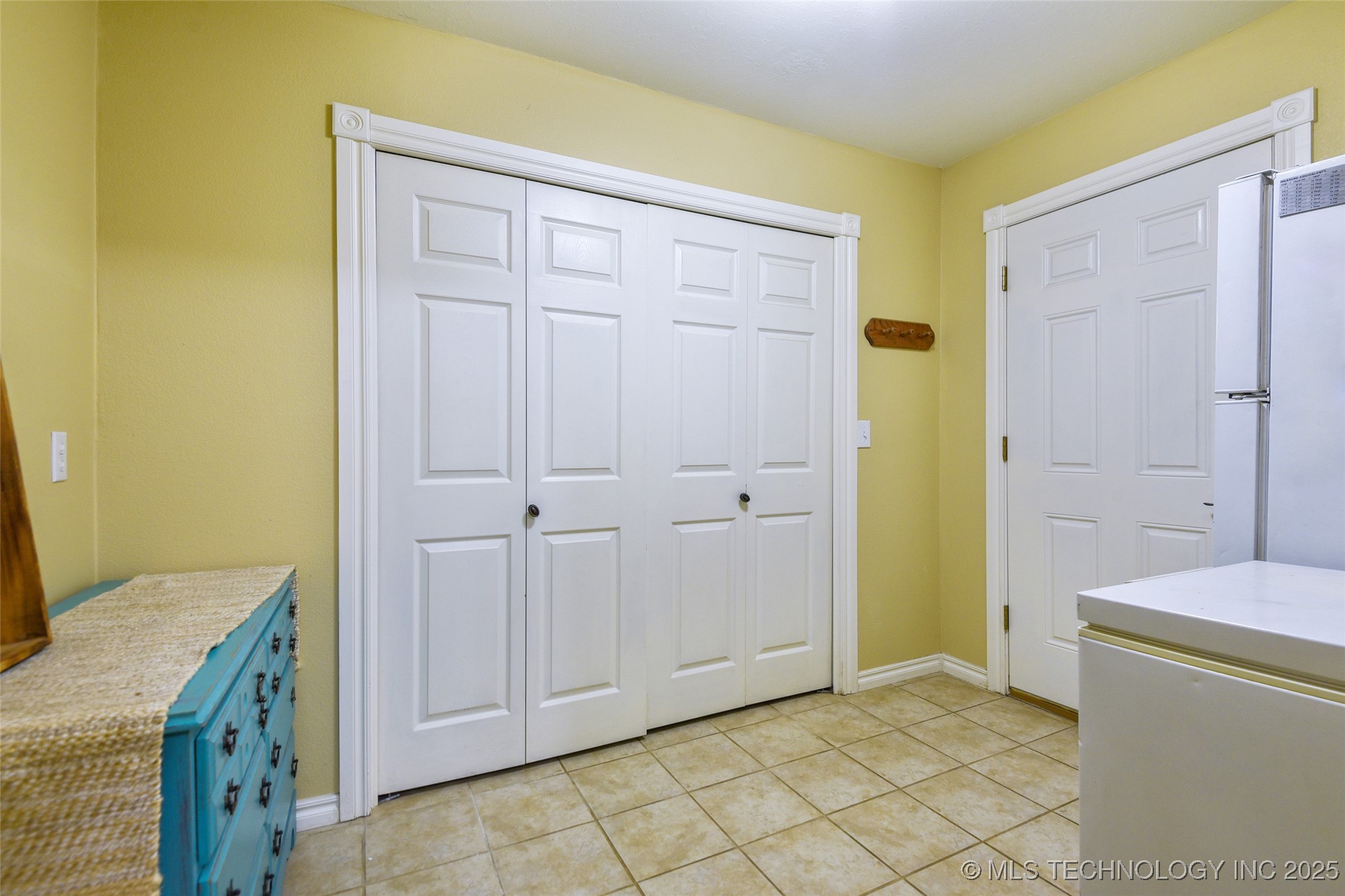 605 S Timber Ridge Drive Property Photo 35