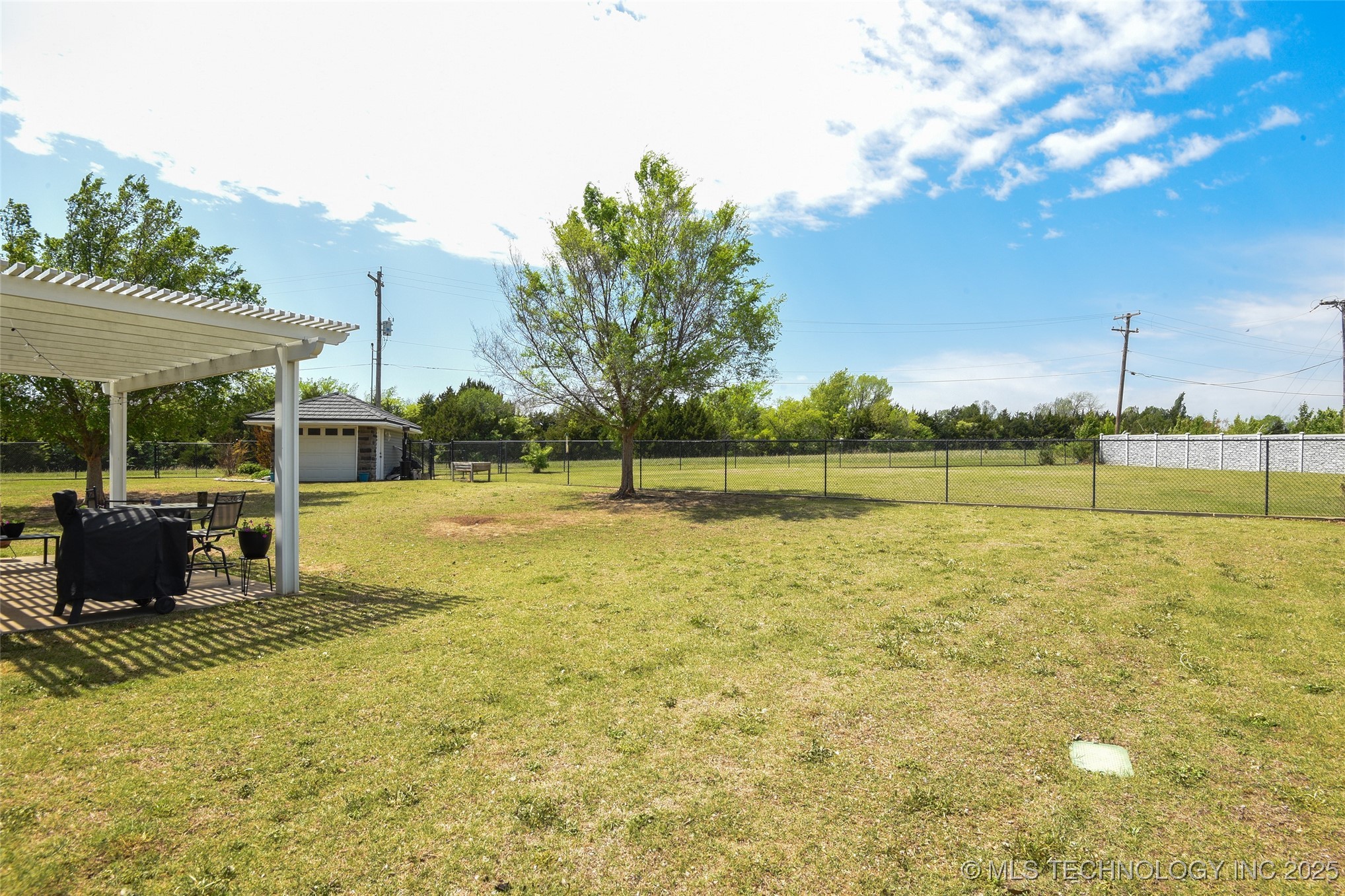605 S Timber Ridge Drive Property Photo 41