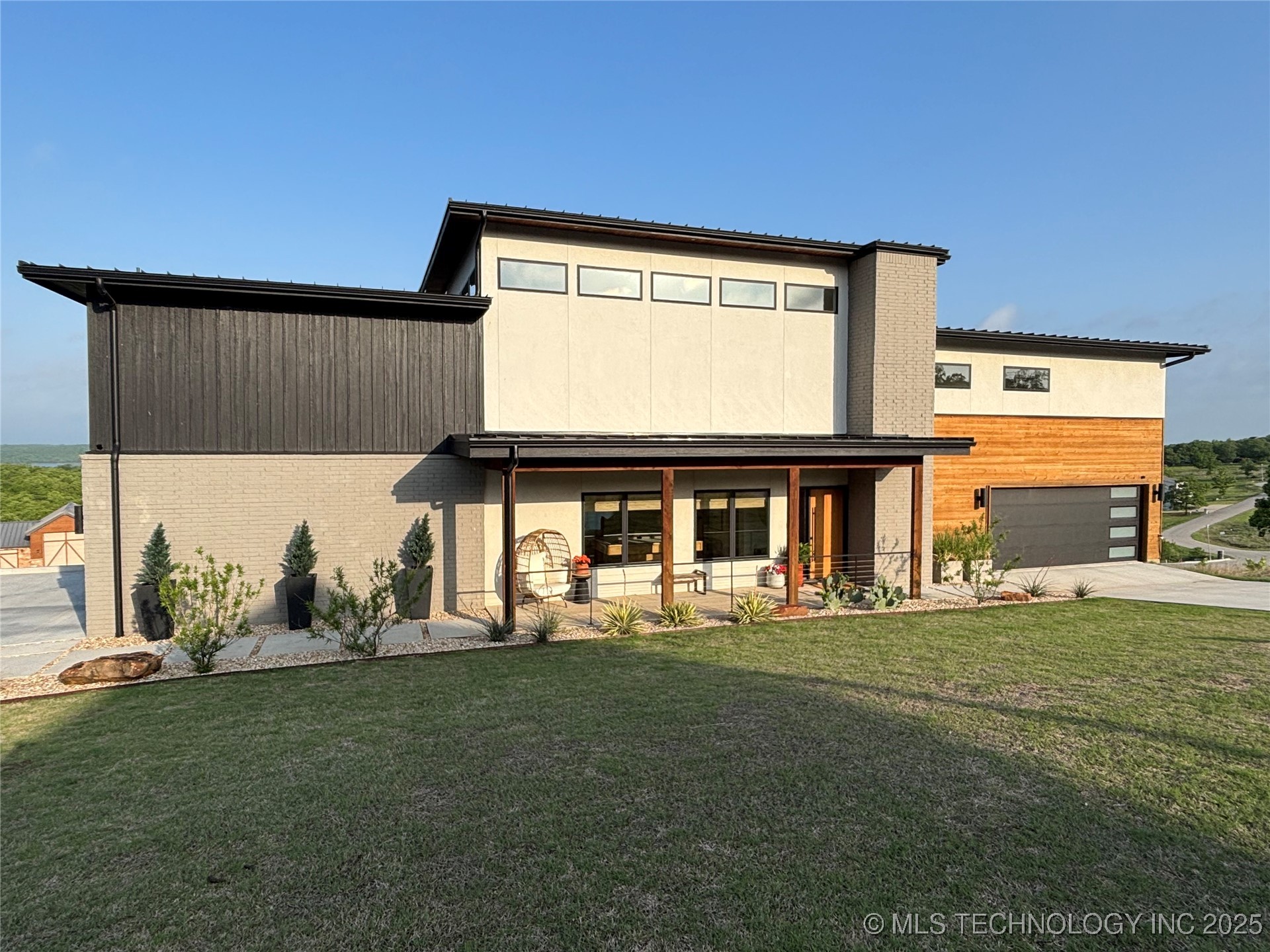 12204 Pacific Circle Property Photo