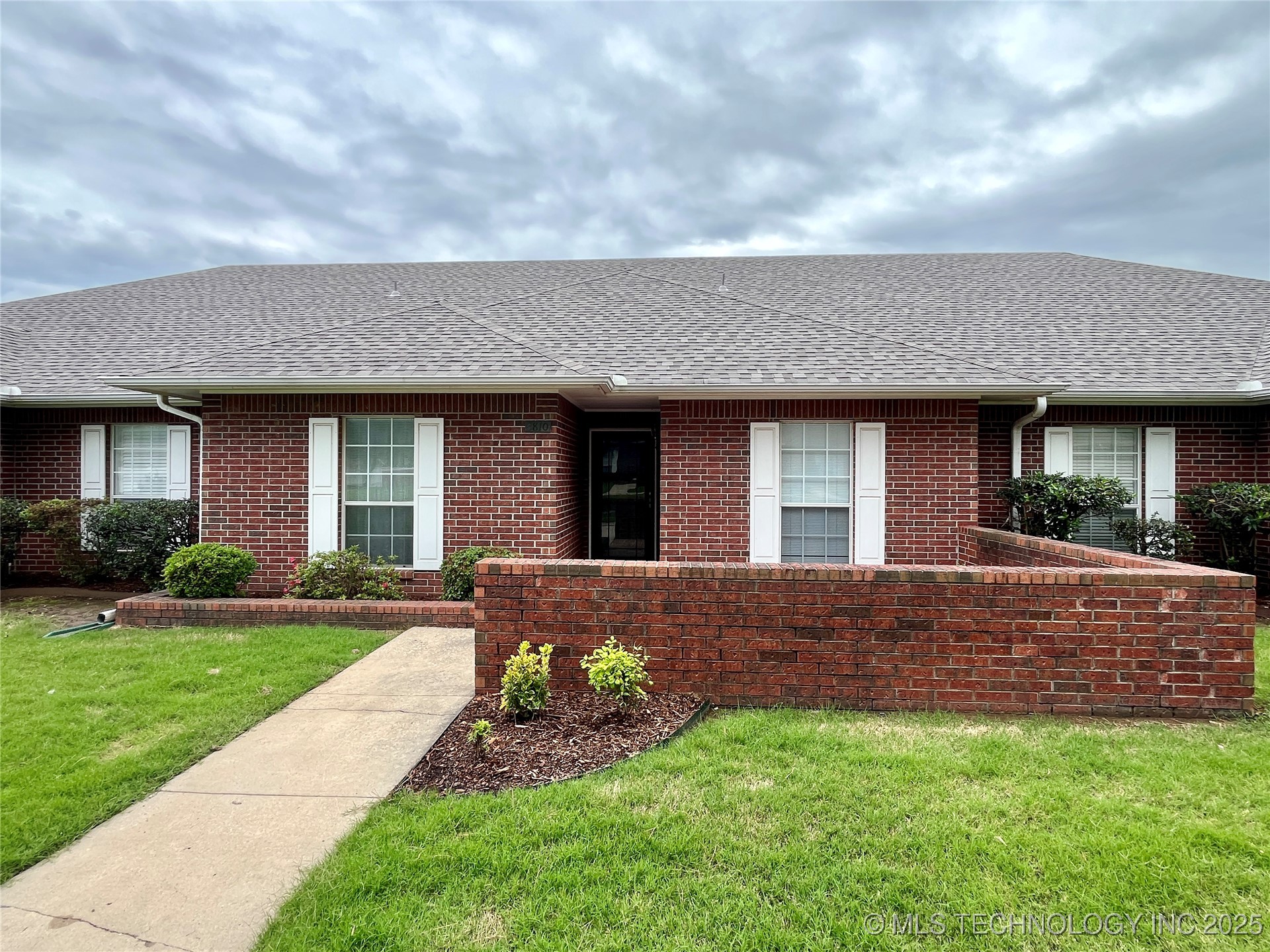 3810 Regency Place Property Photo