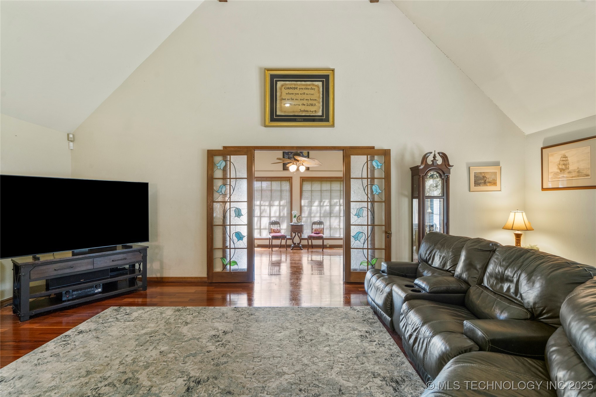 10421 S Richmond Place Property Photo 20