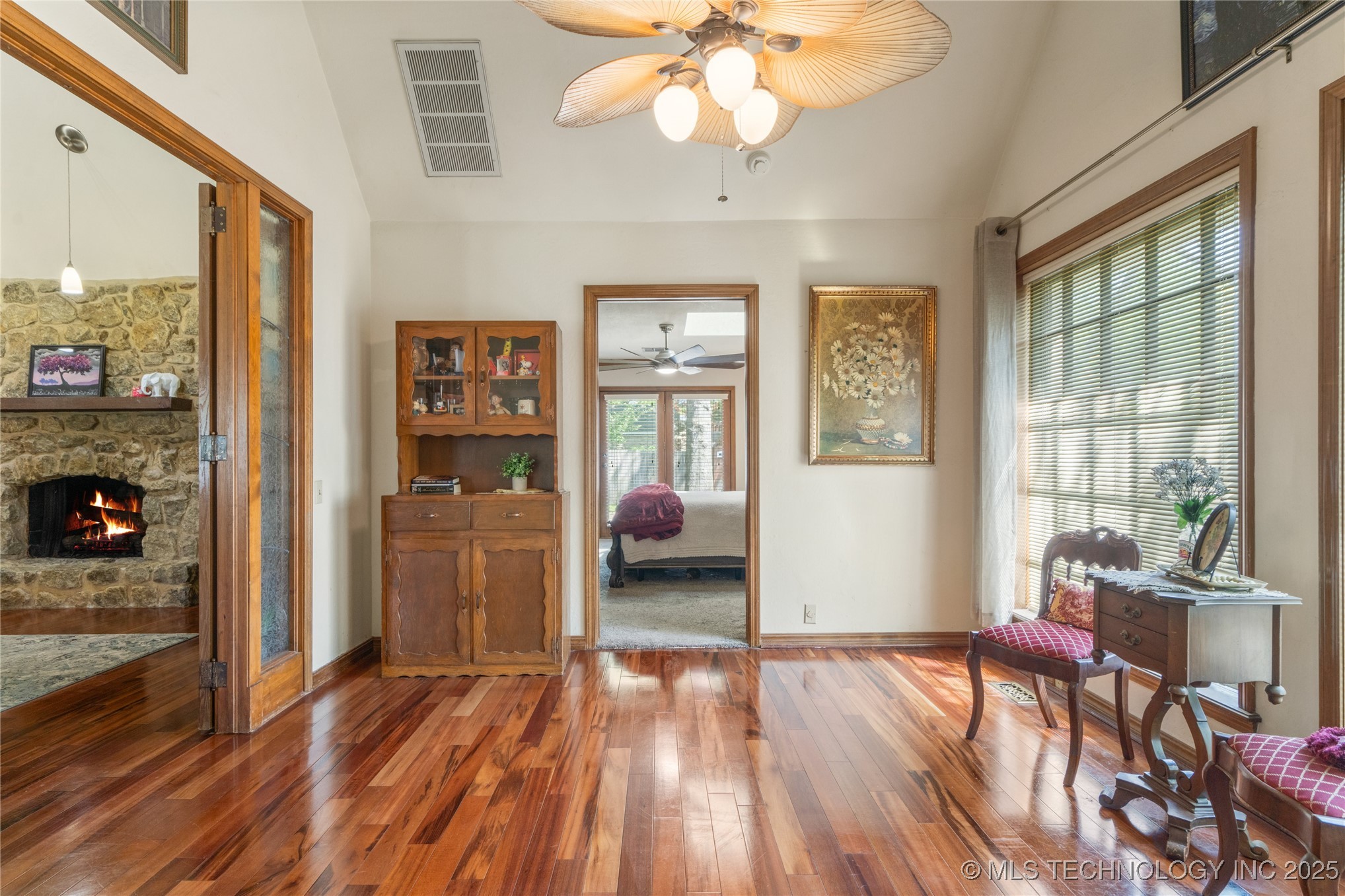 10421 S Richmond Place Property Photo 27