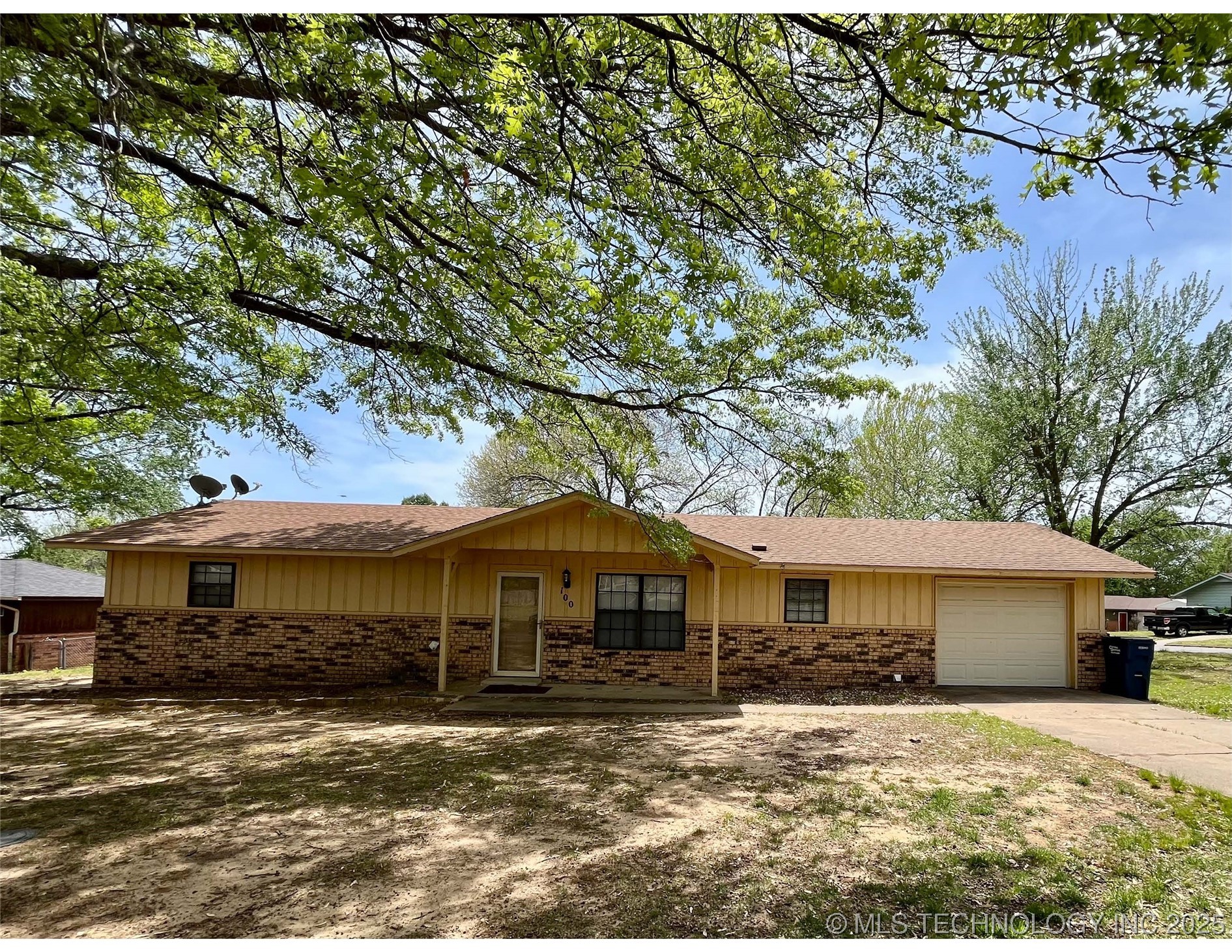 100 Birch Court Property Photo