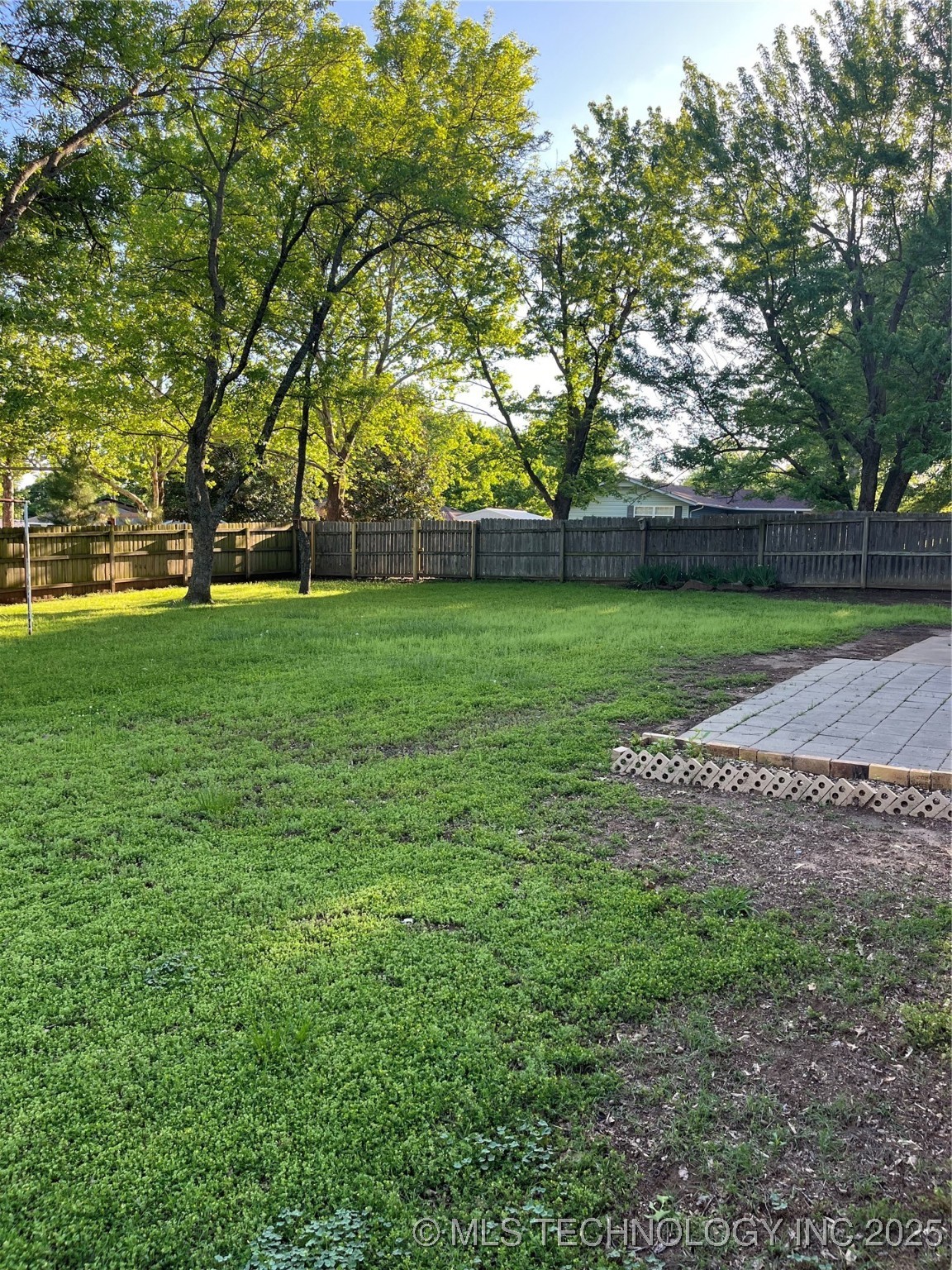 100 Birch Court Property Photo 3