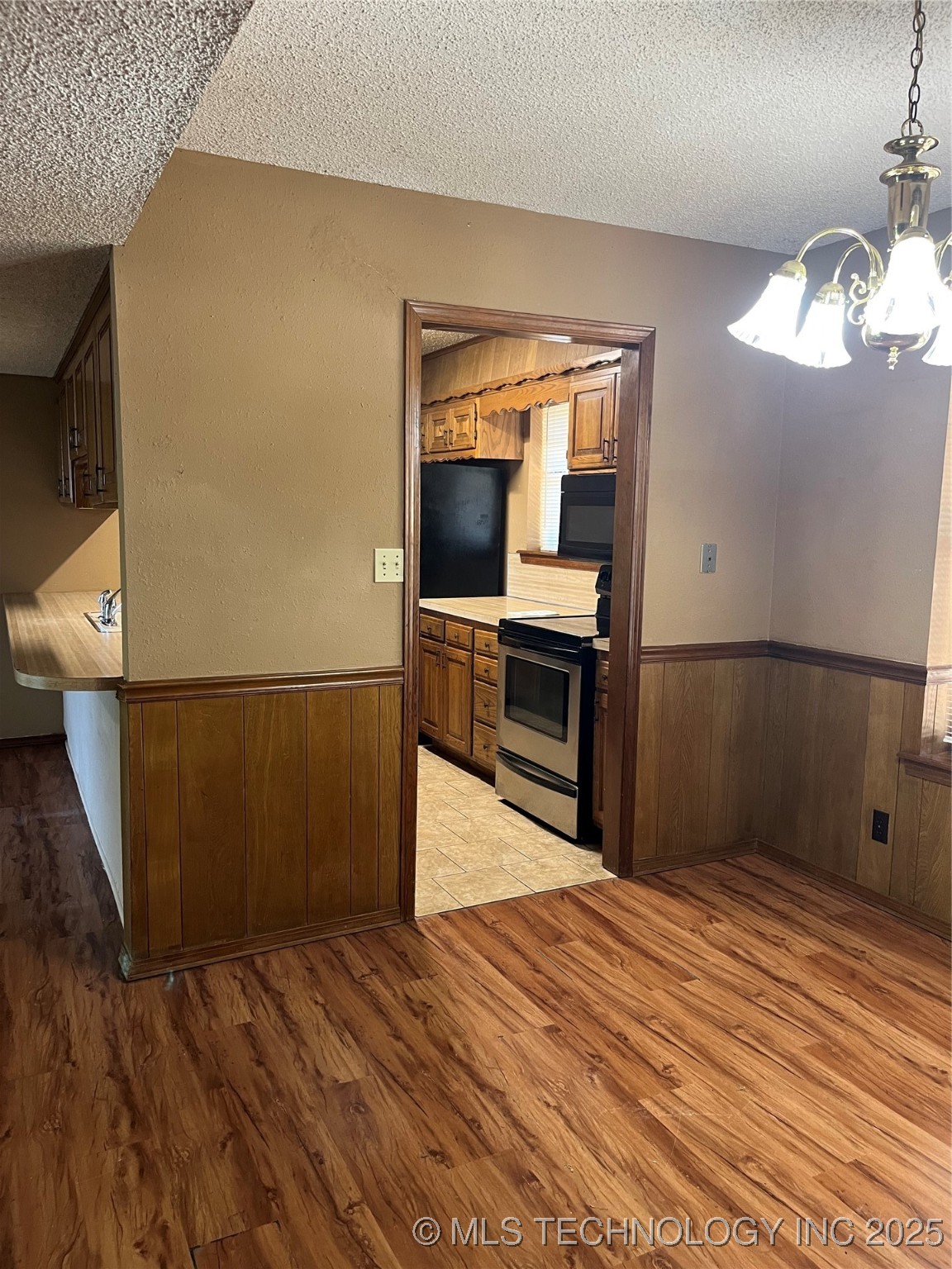 100 Birch Court Property Photo 9