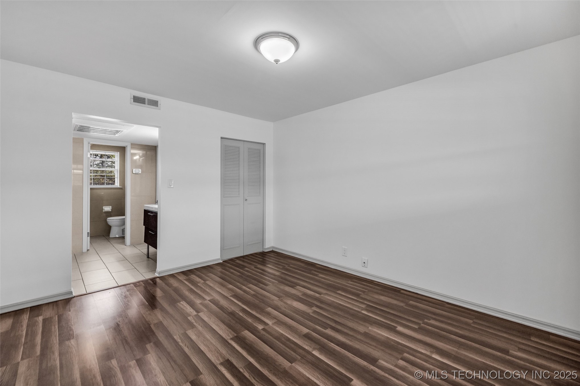 4517 S Peoria Avenue 31a Property Photo 16
