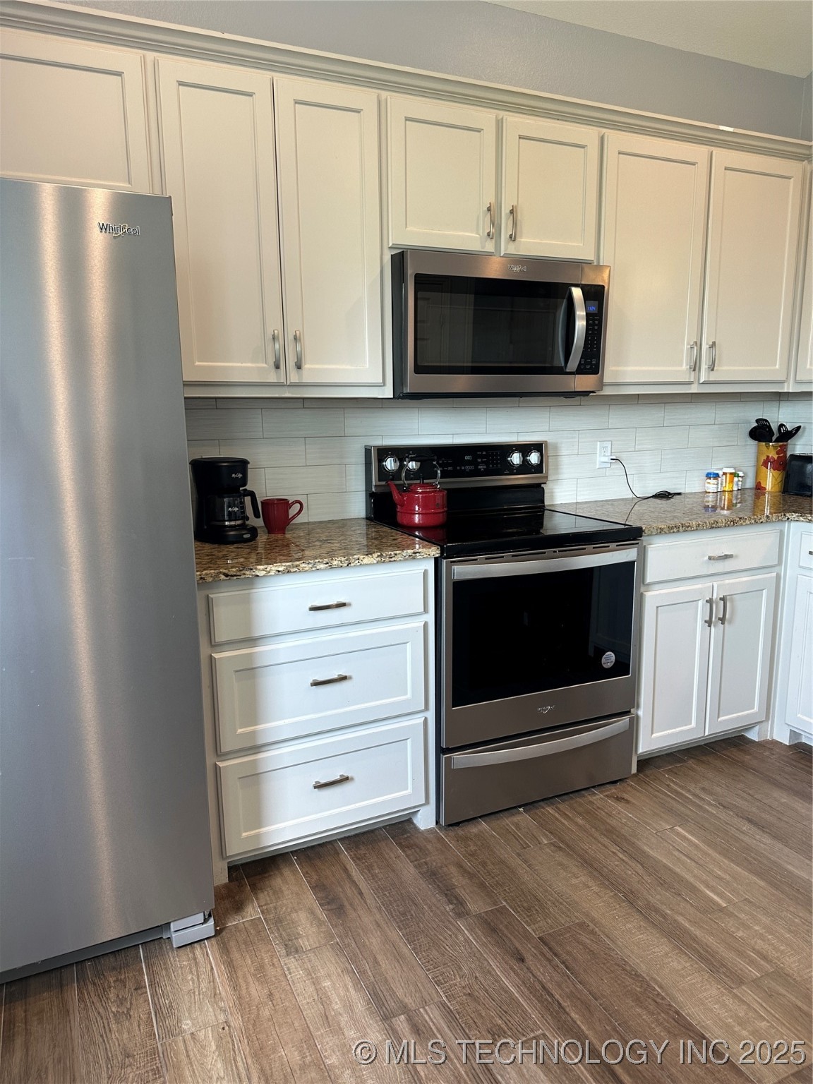 205 Cottonwood Street Property Photo 11