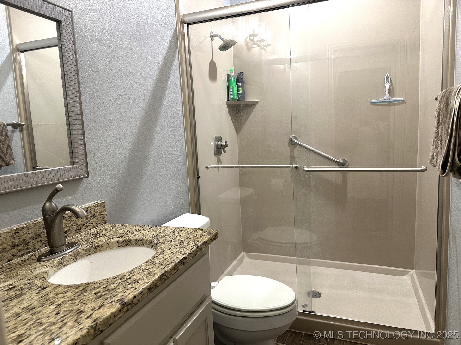 205 Cottonwood Street Property Photo 17
