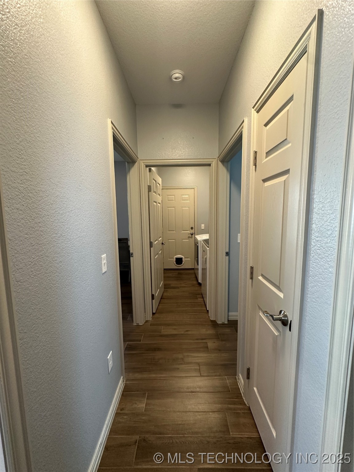205 Cottonwood Street Property Photo 27