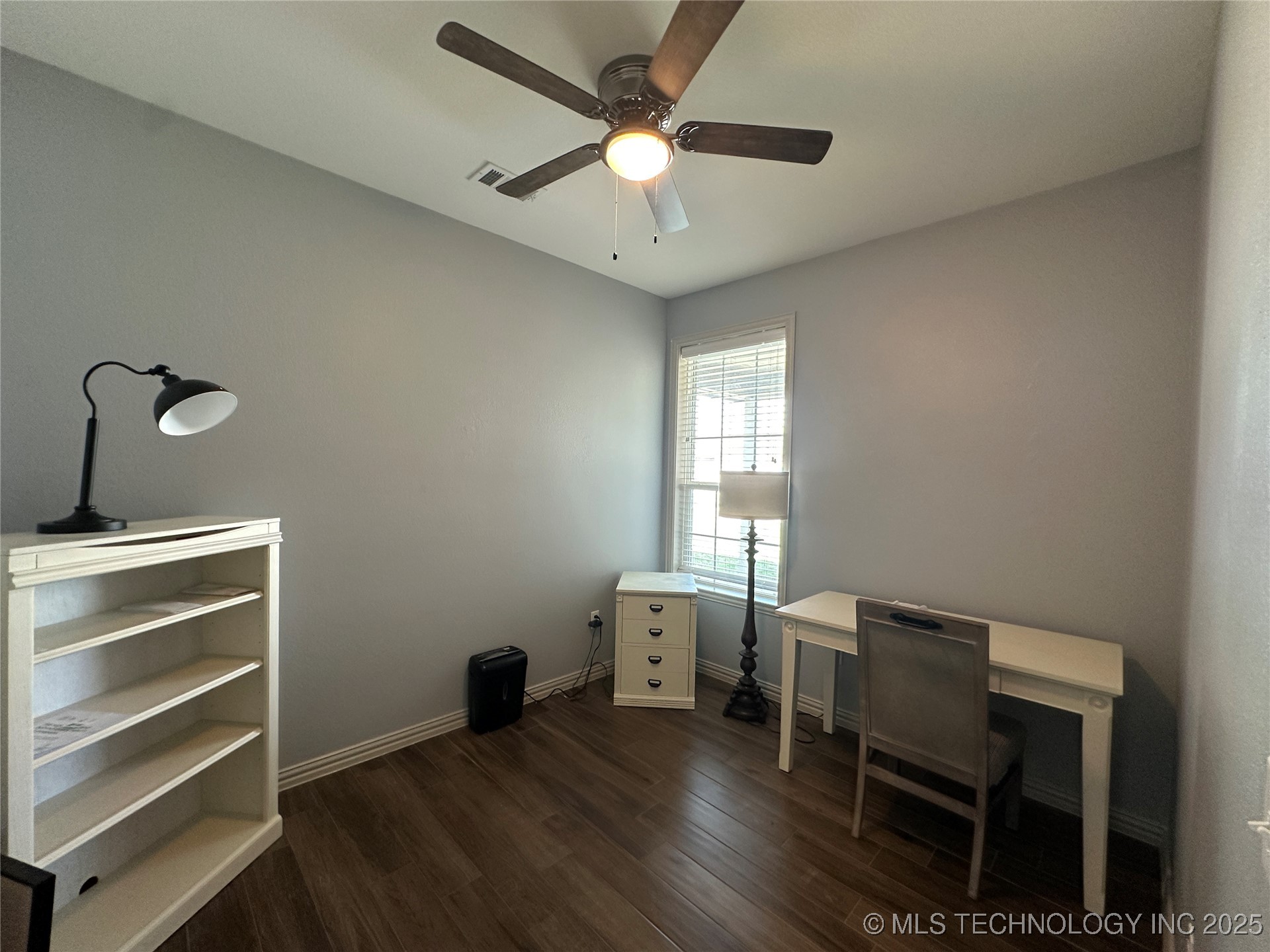205 Cottonwood Street Property Photo 32
