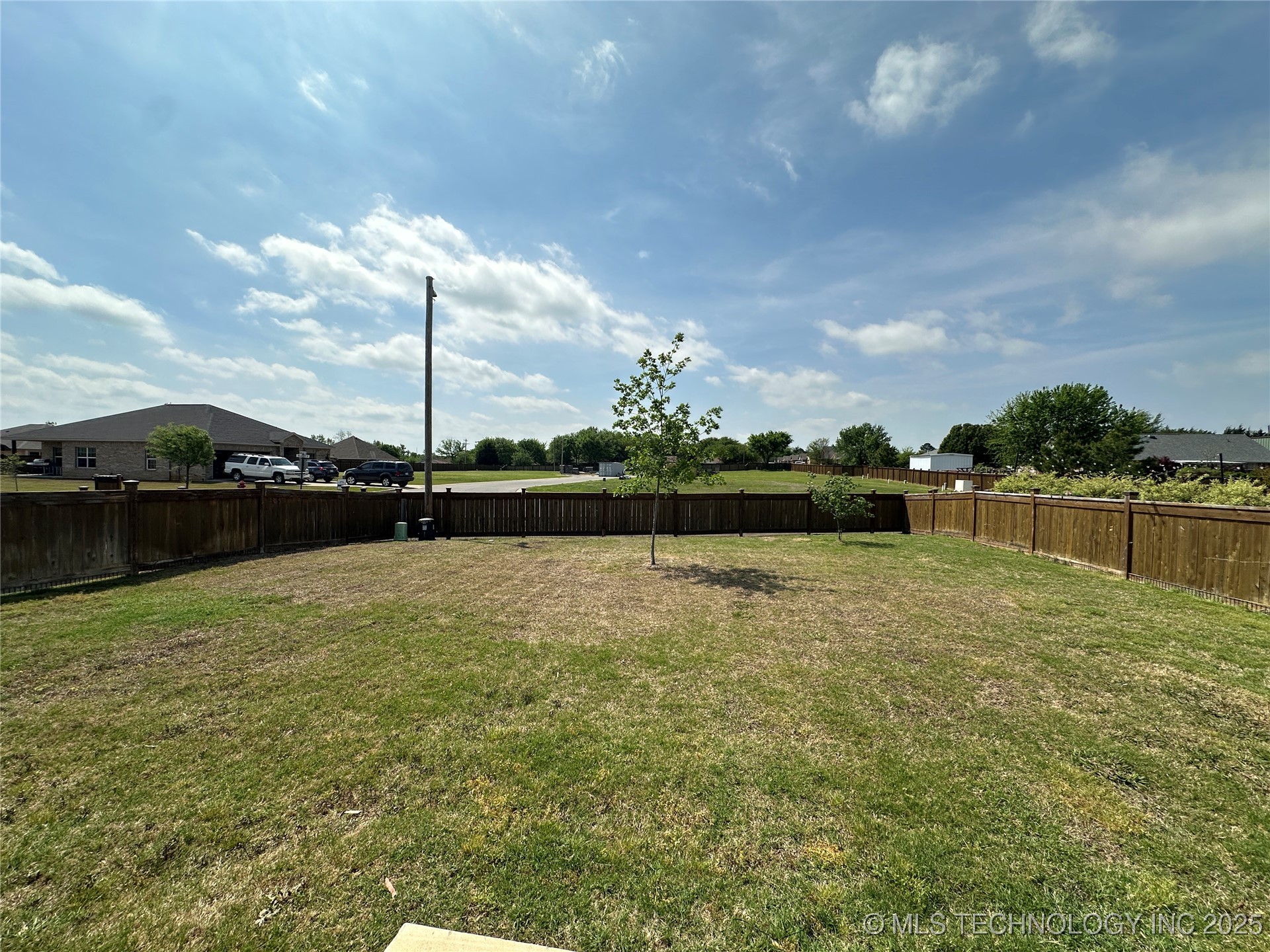 205 Cottonwood Street Property Photo 39