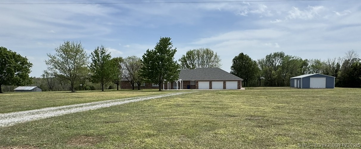 402325 W 2100 Road Property Photo 1