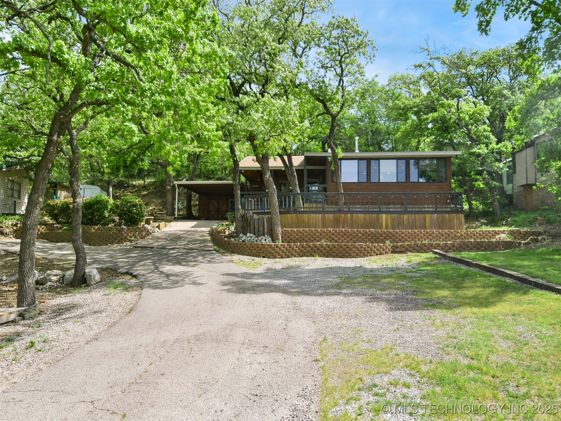204 Club Lake Property Photo