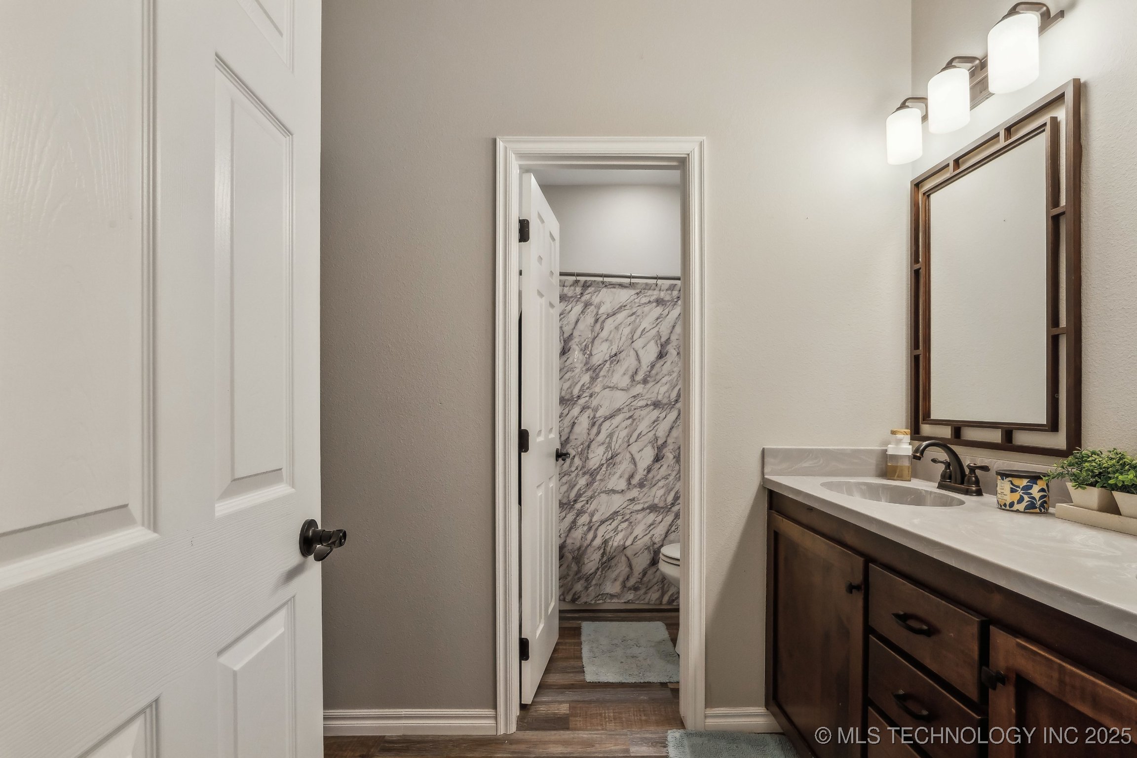 15805 E 380 Road Property Photo 20