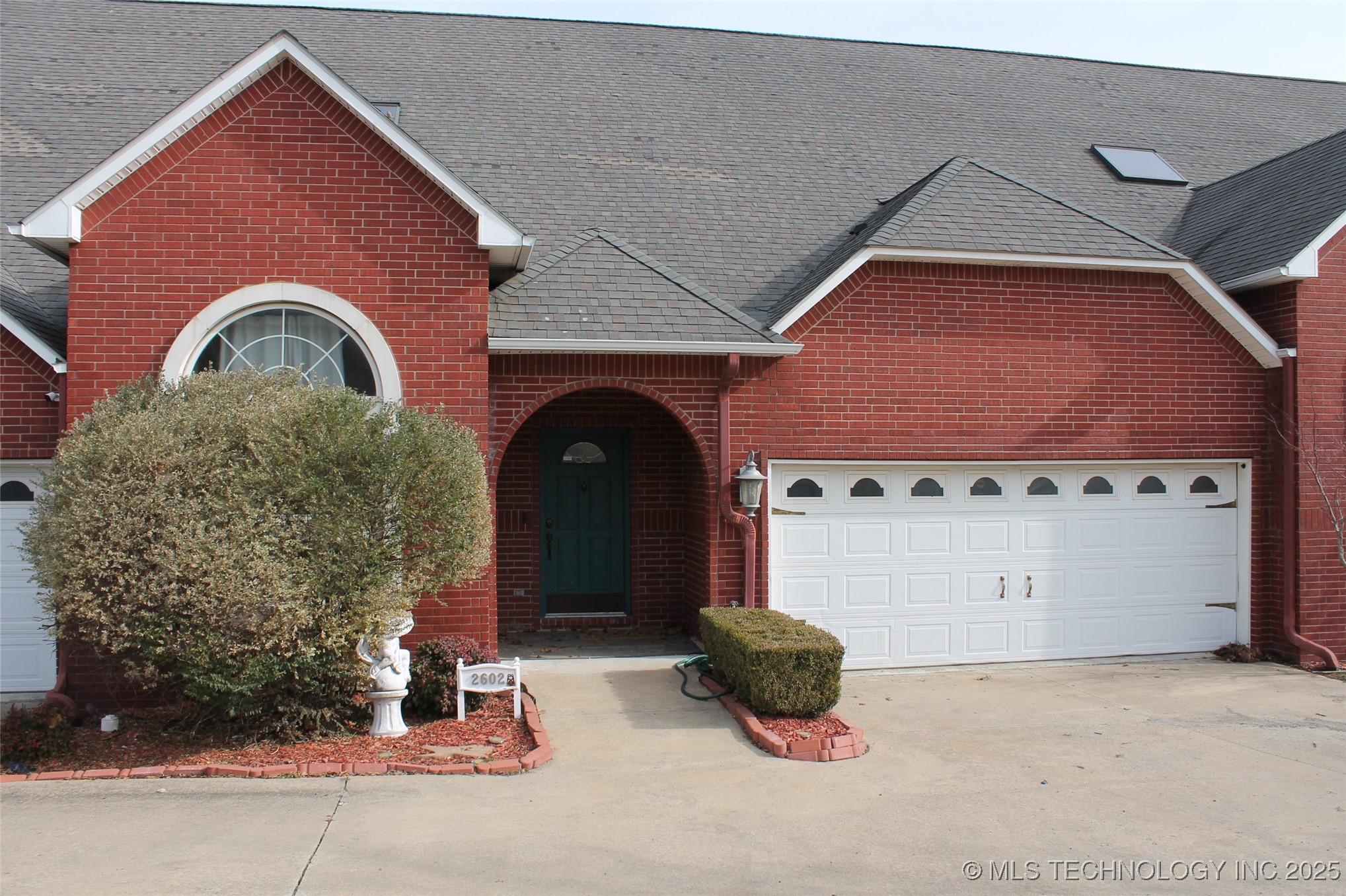 2602 S 14th Property Photo 1