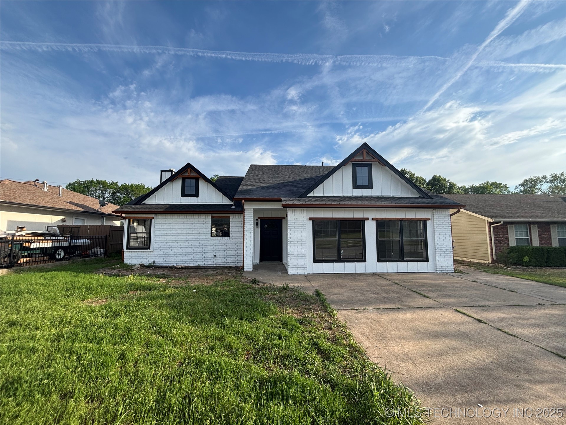 13802 E 19th Place Property Photo