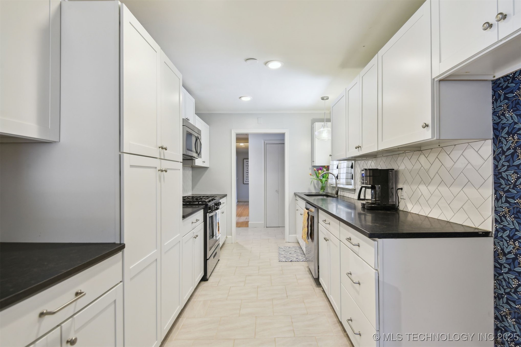 4317 E 56th Place Property Photo 19