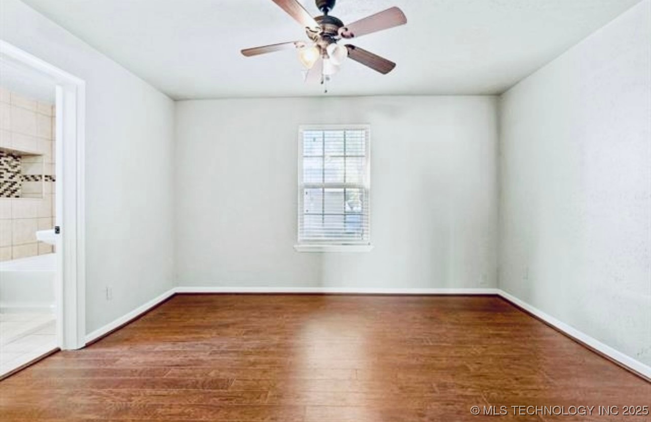 2020 N Maplewood Avenue Property Photo 13