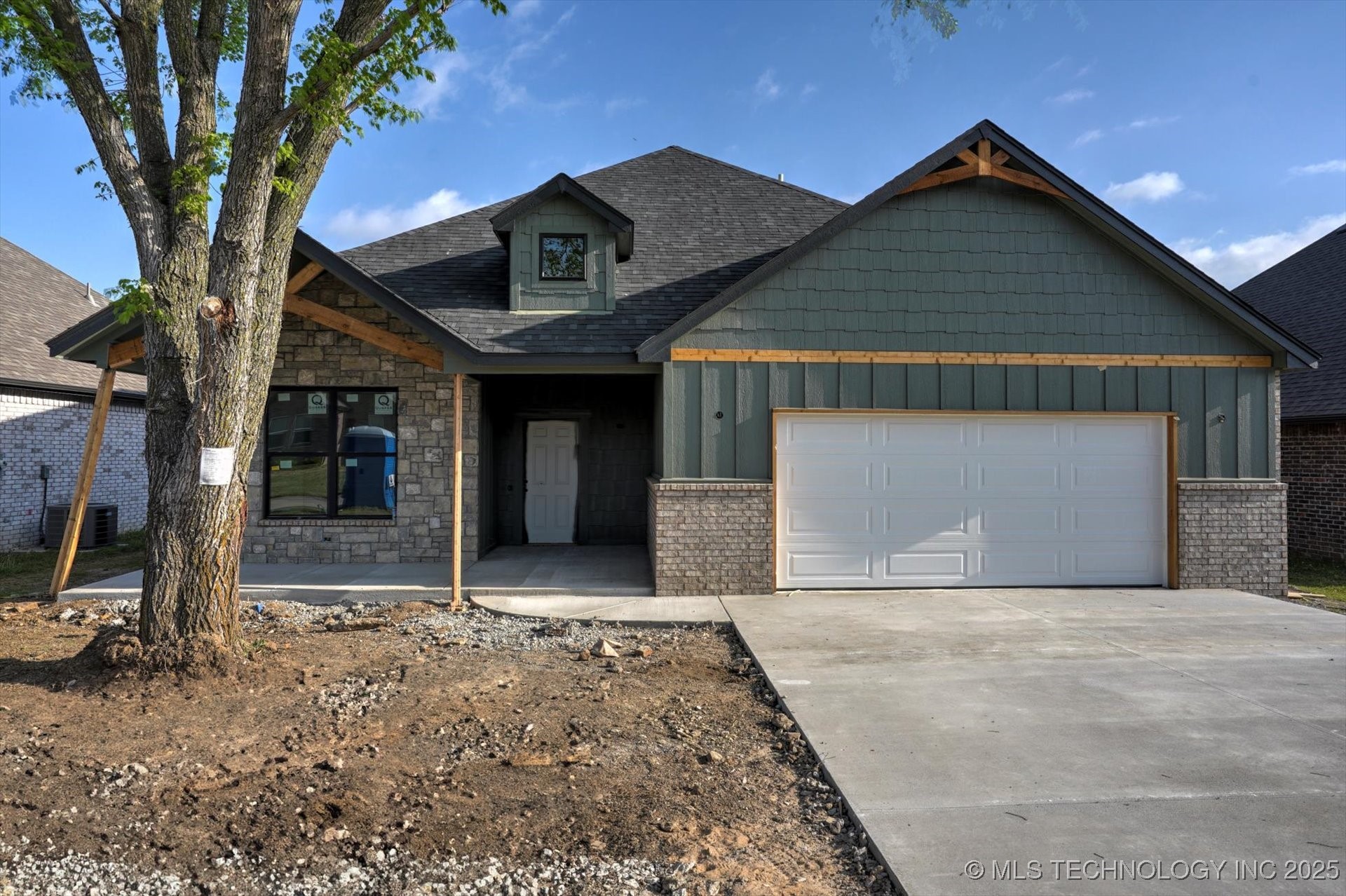 4231 W 4th Street Property Photo