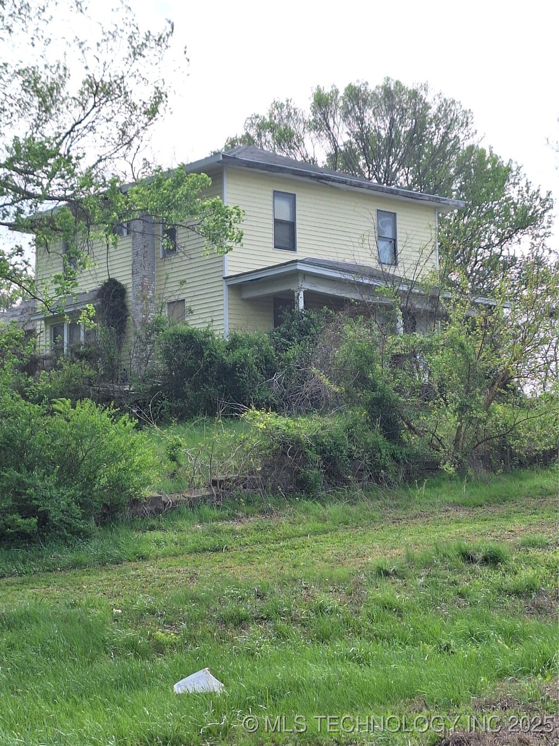 710 W 6th Street Property Photo