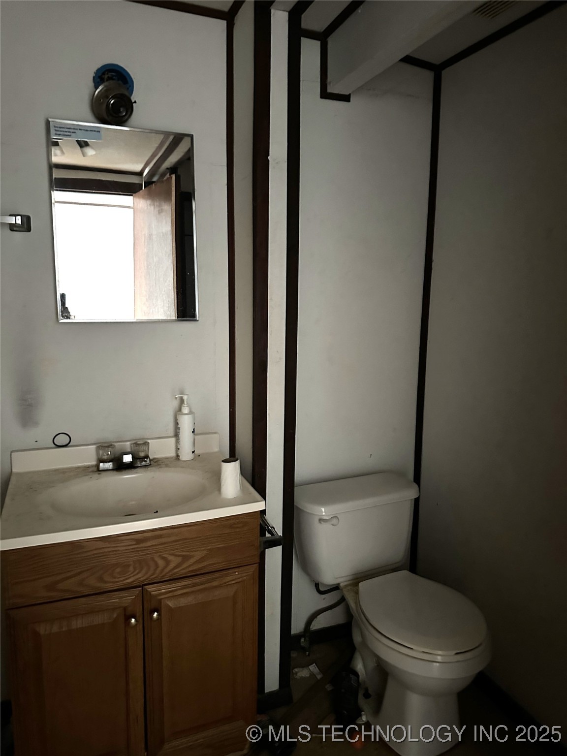 5924 Kickapoo Avenue Property Photo 22