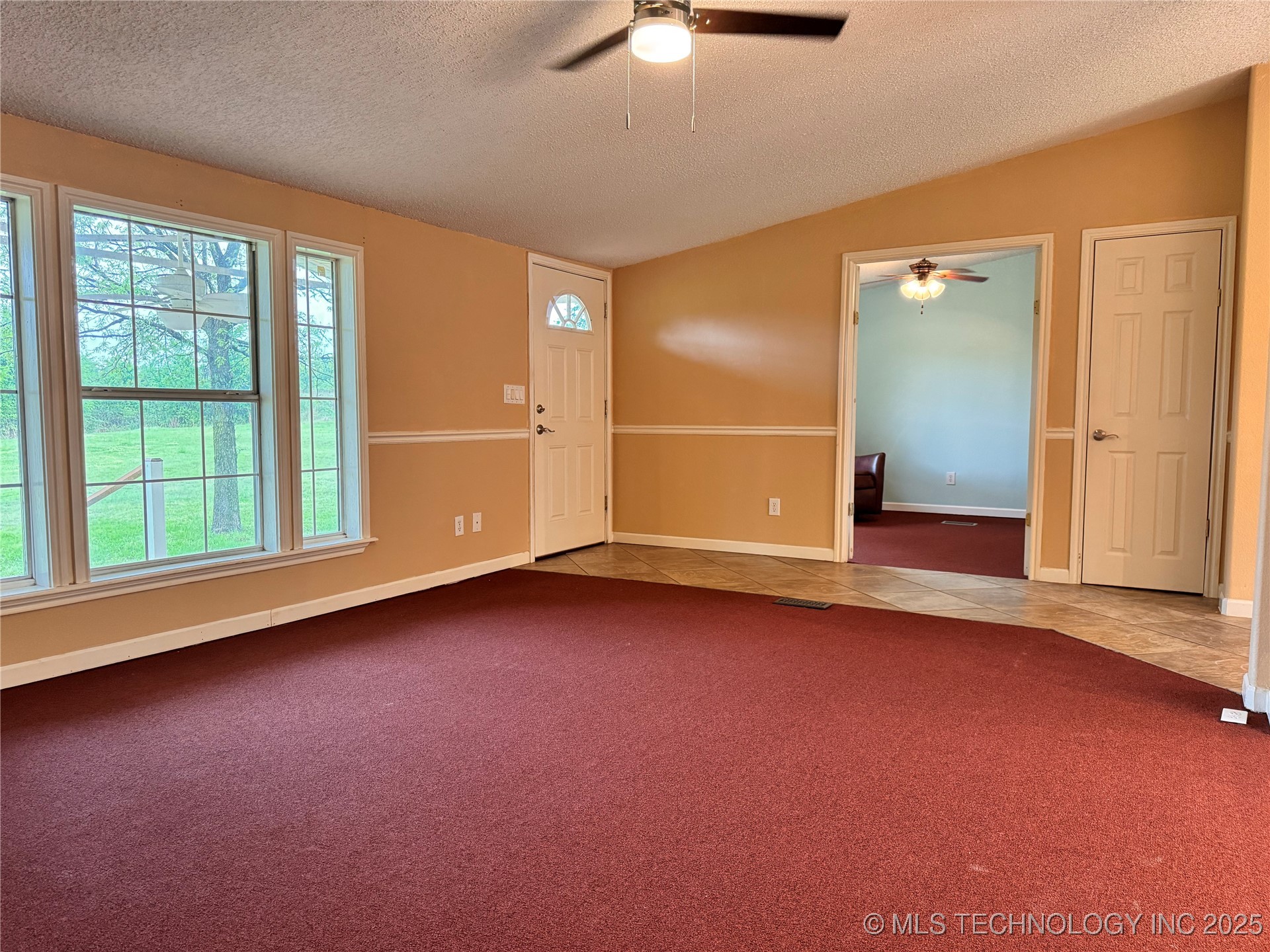 92 Durwood Property Photo 4
