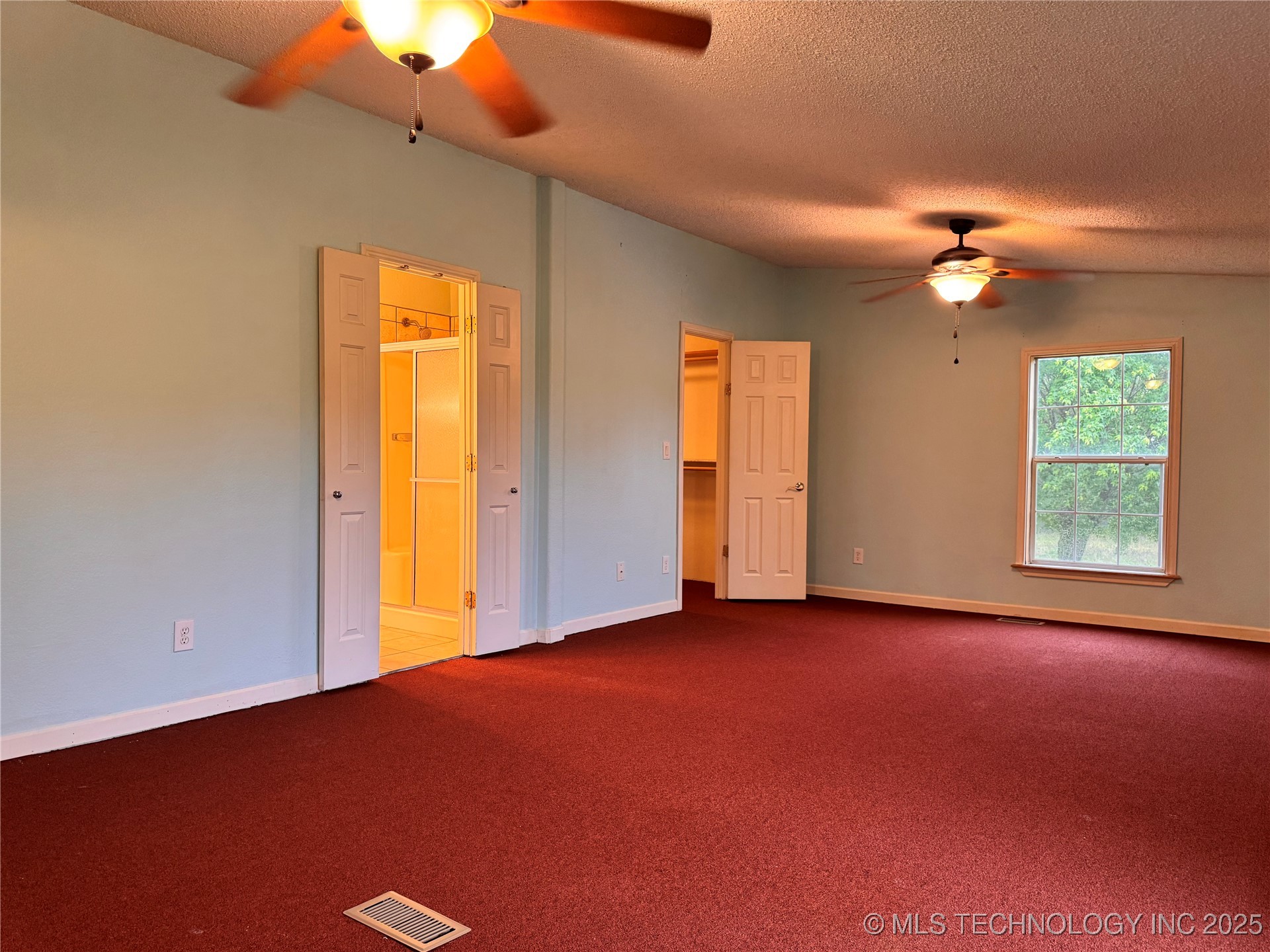 92 Durwood Property Photo 18