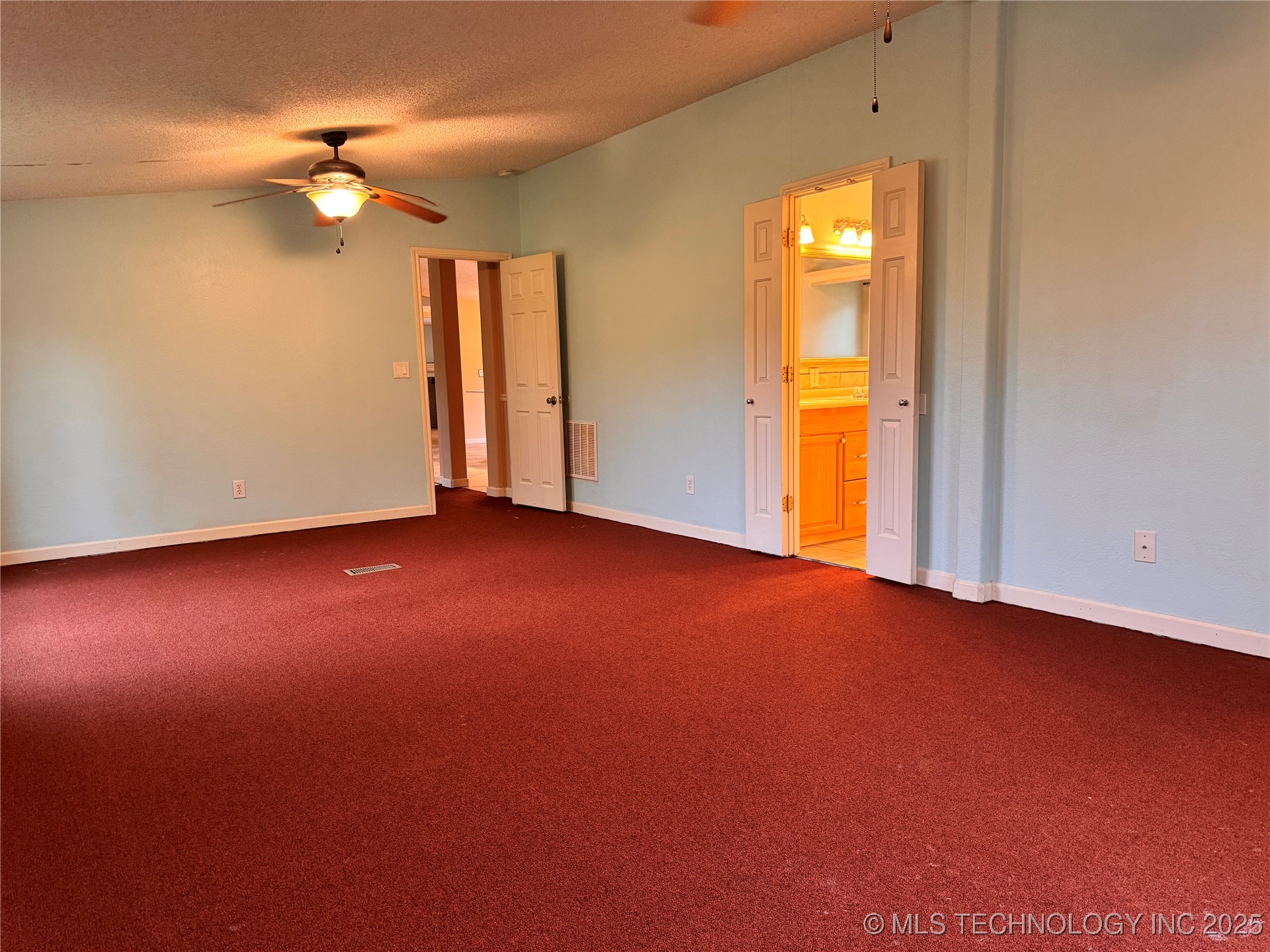 92 Durwood Property Photo 20