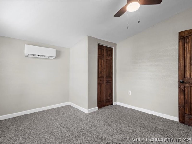 322 W Seneca Street Property Photo 24