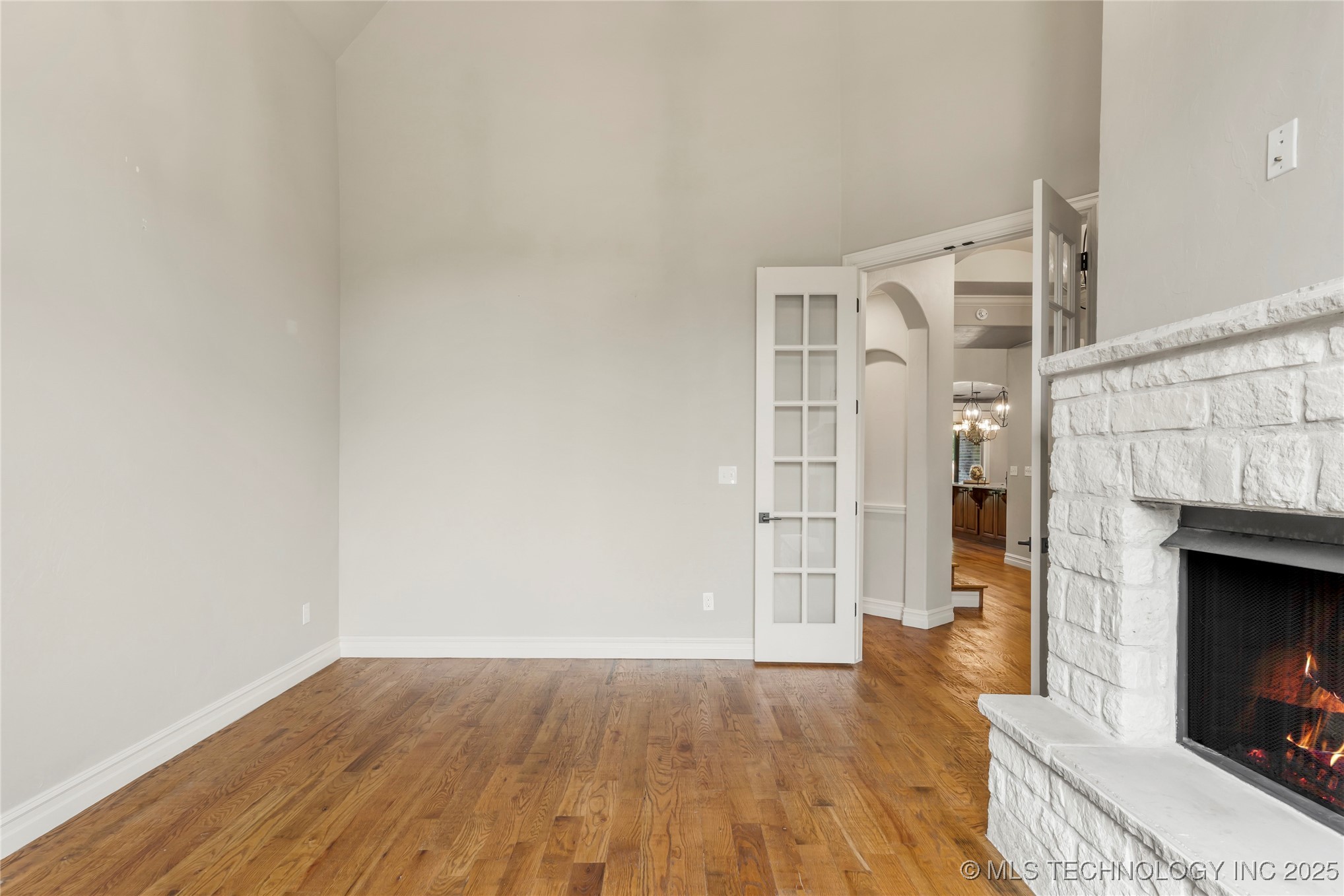 2102 E Huntsville Court Property Photo 20