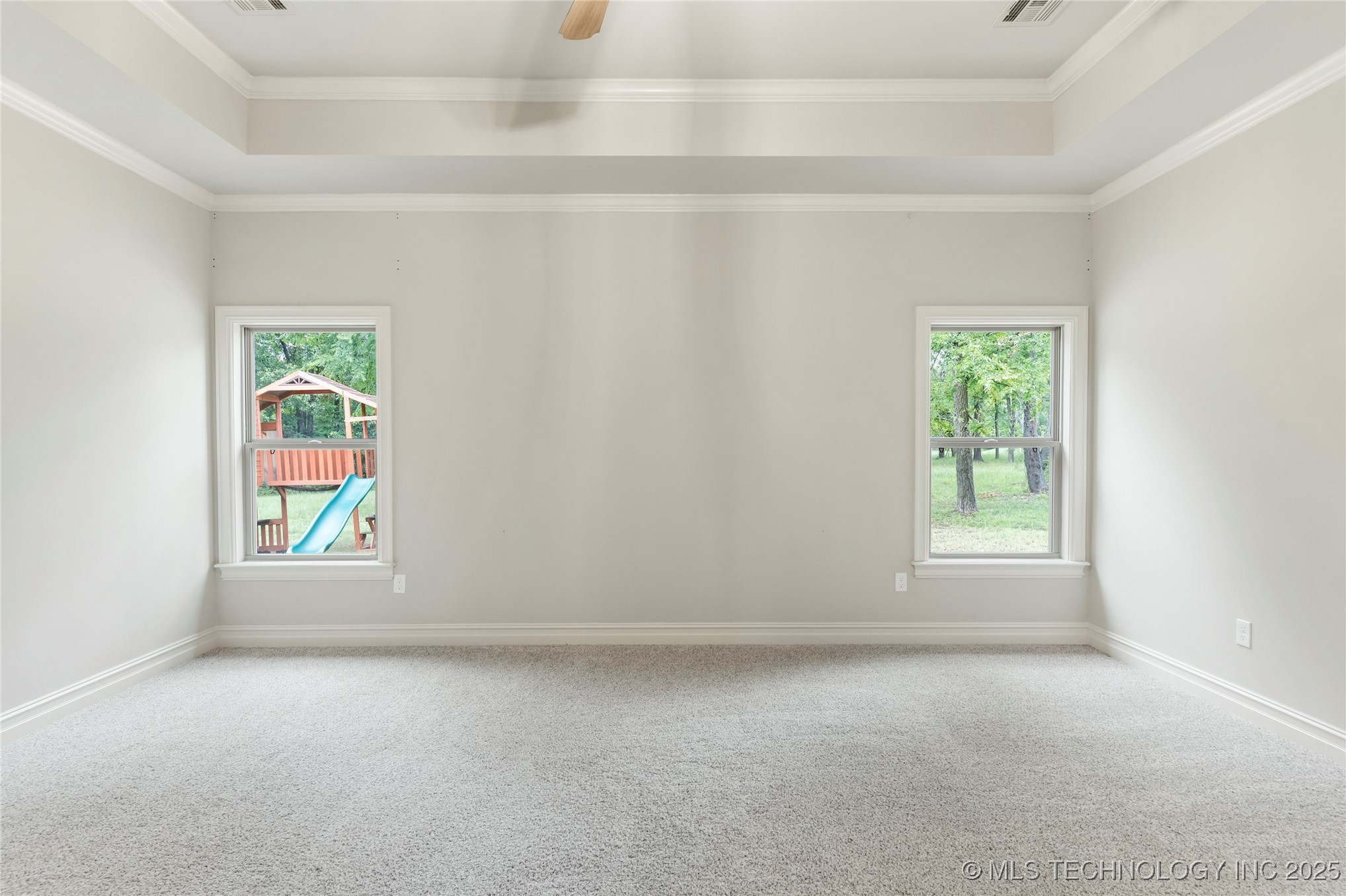 2102 E Huntsville Court Property Photo 21