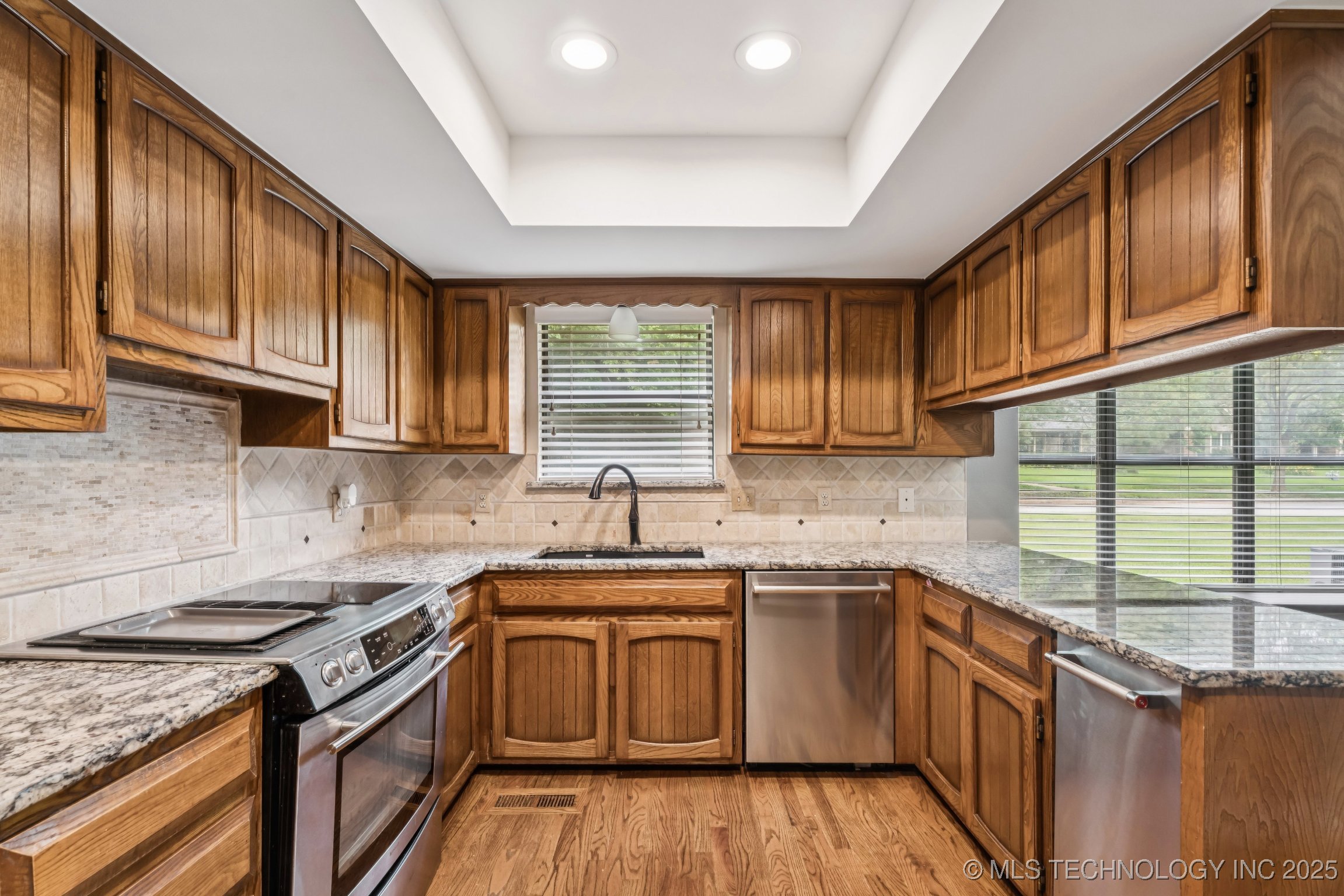 501 E Yuma Drive Property Photo 13