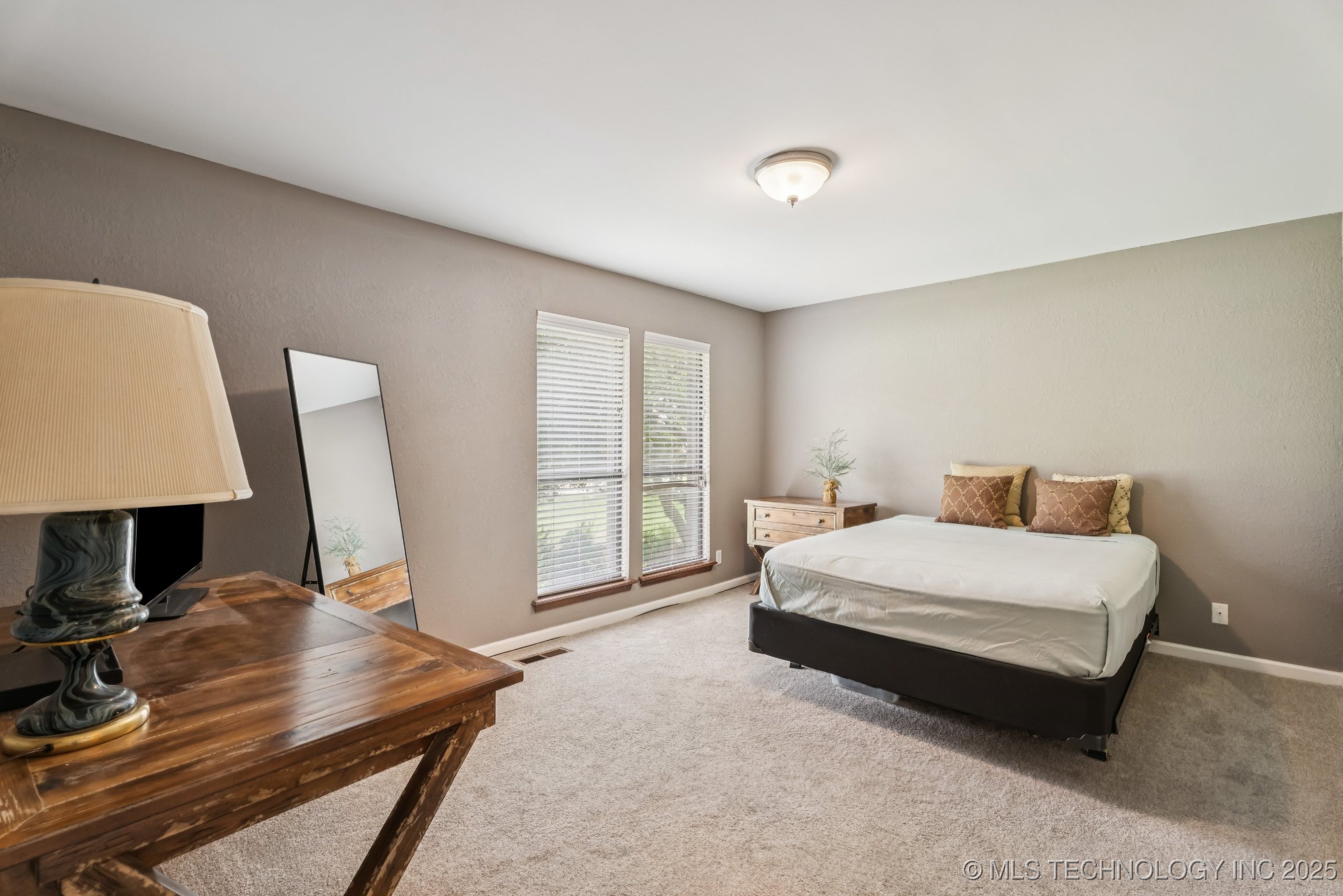 501 E Yuma Drive Property Photo 32