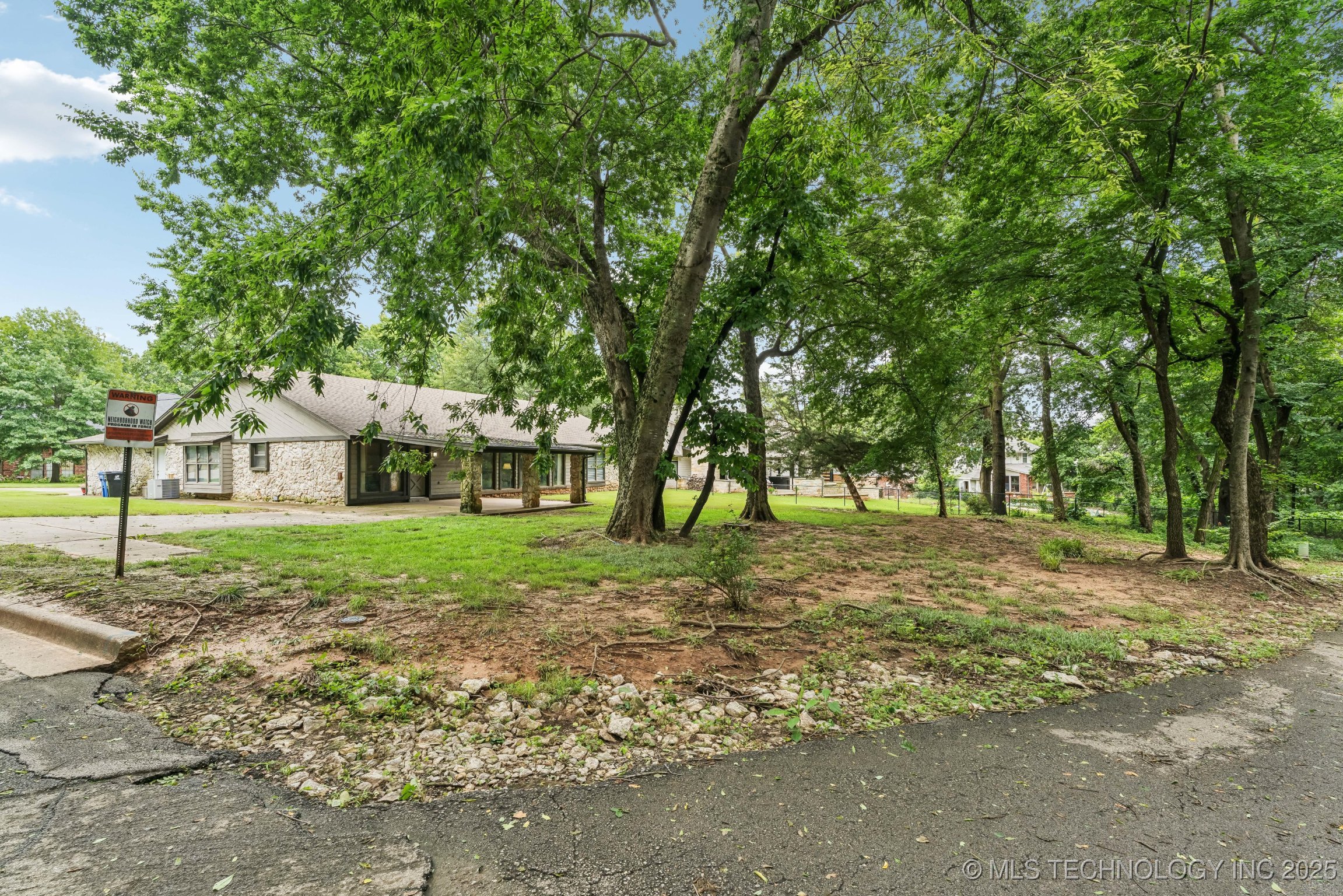 501 E Yuma Drive Property Photo 38