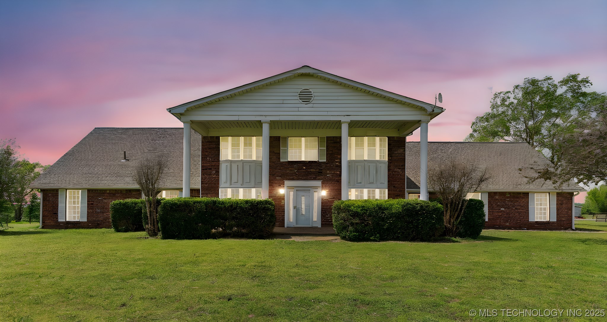 434525 E 340 Road Property Photo