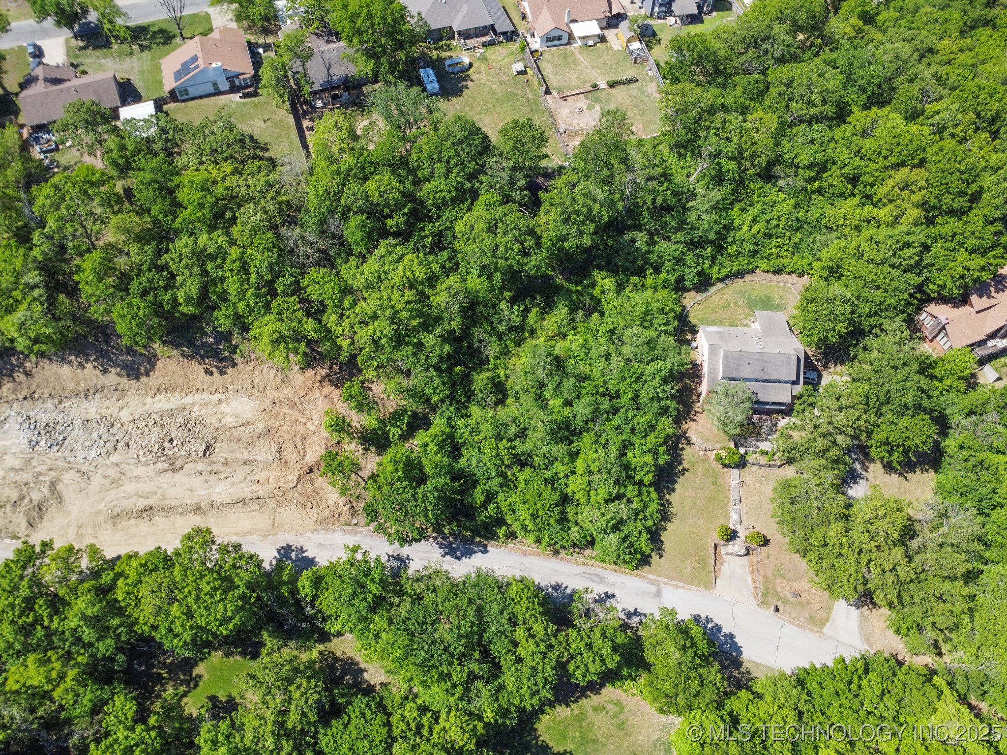 Hickory Lane Property Photo