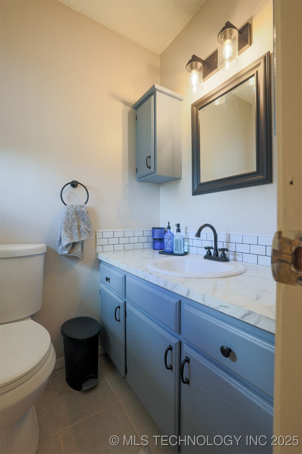 1414 N Eagle Road Property Photo 15