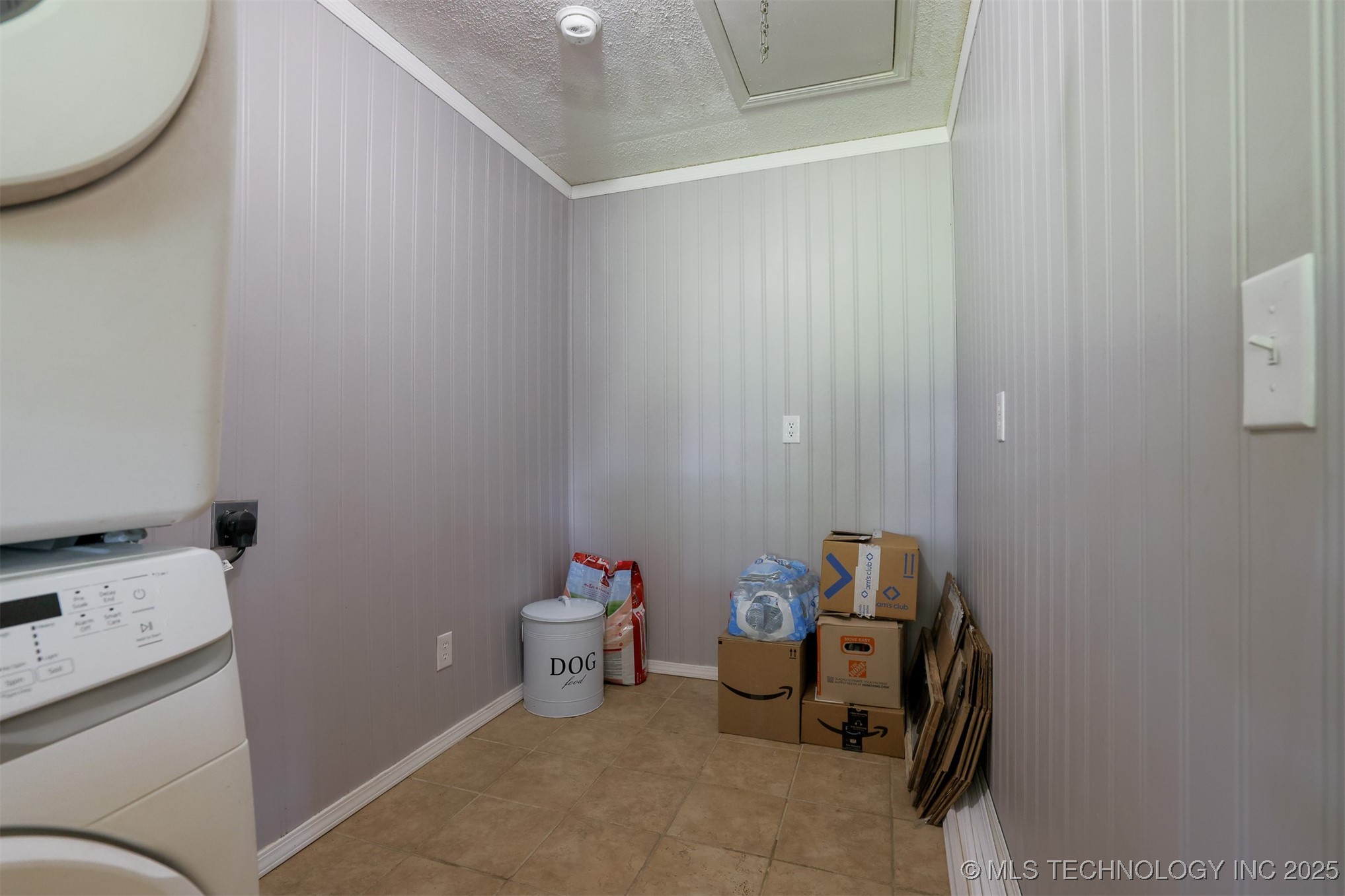 1414 N Eagle Road Property Photo 30