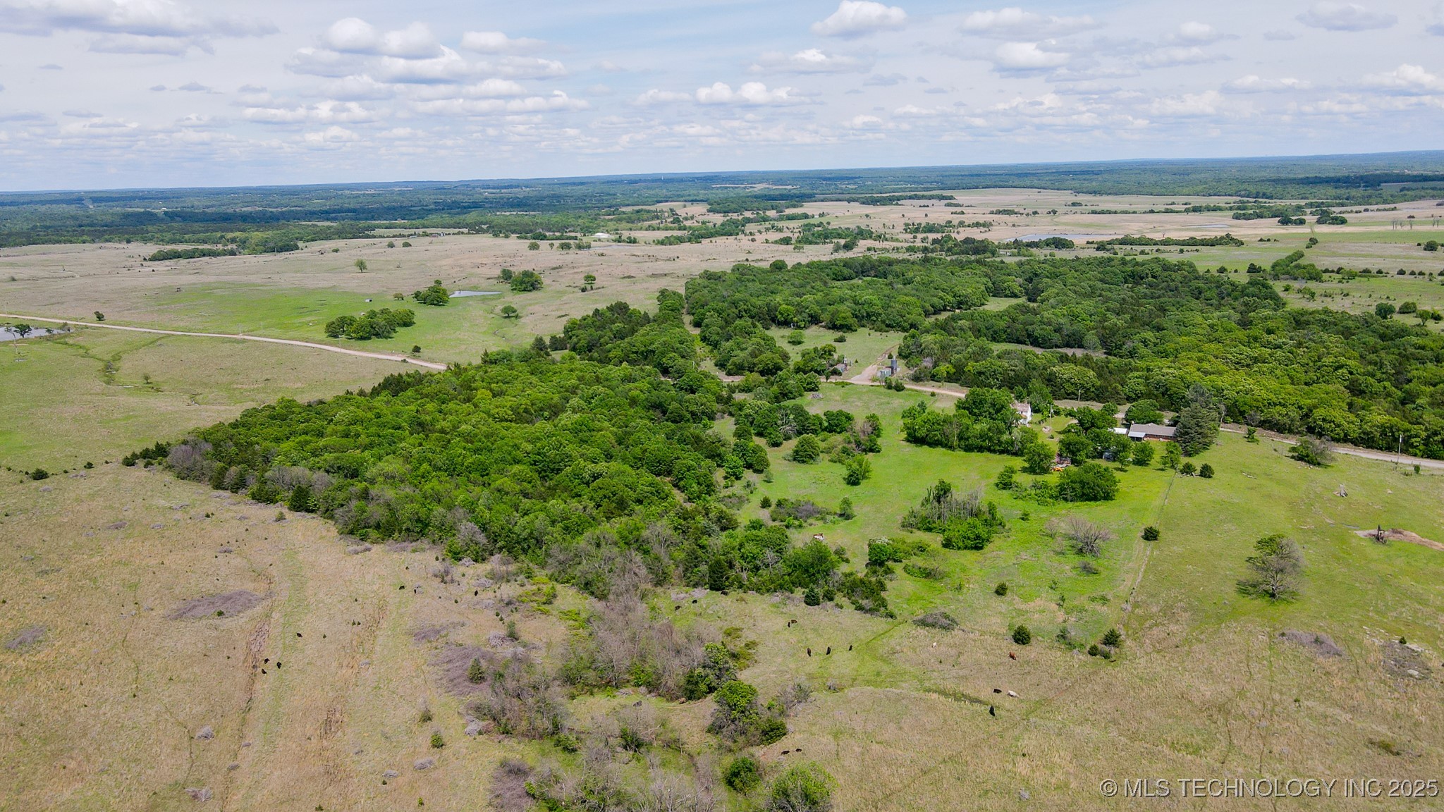 1414 N Eagle Road Property Photo 63