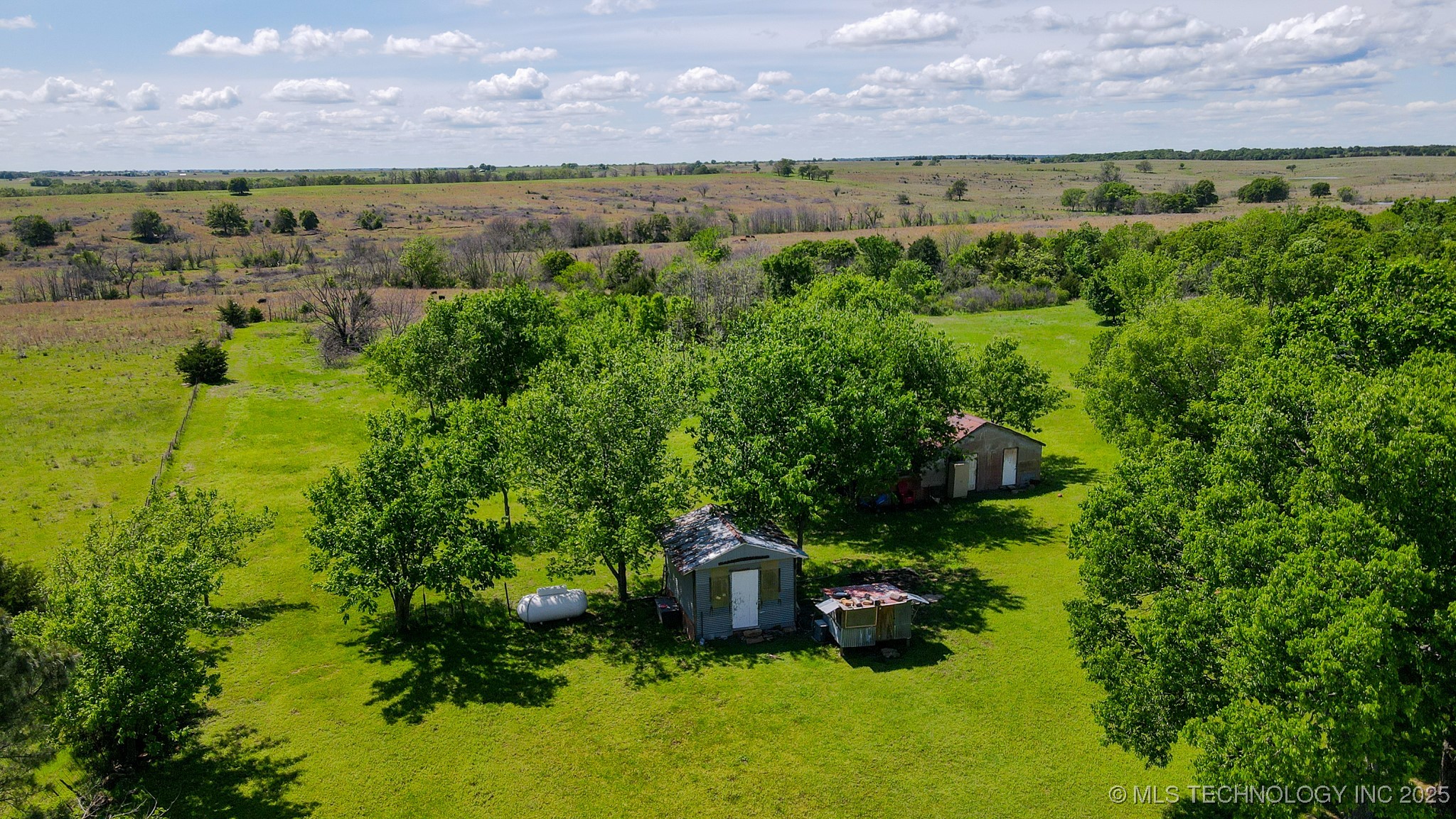 1414 N Eagle Road Property Photo 78