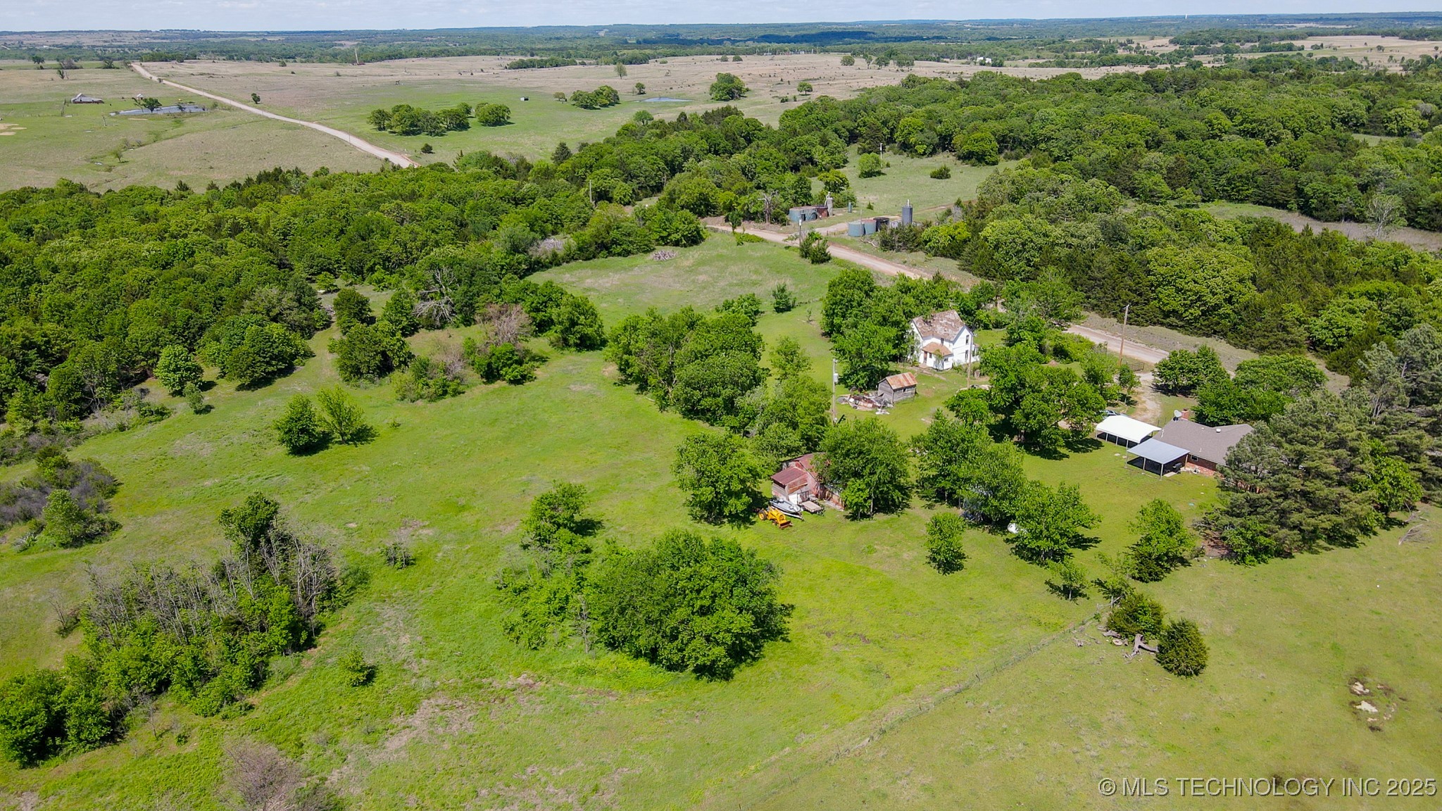 1414 N Eagle Road Property Photo 81