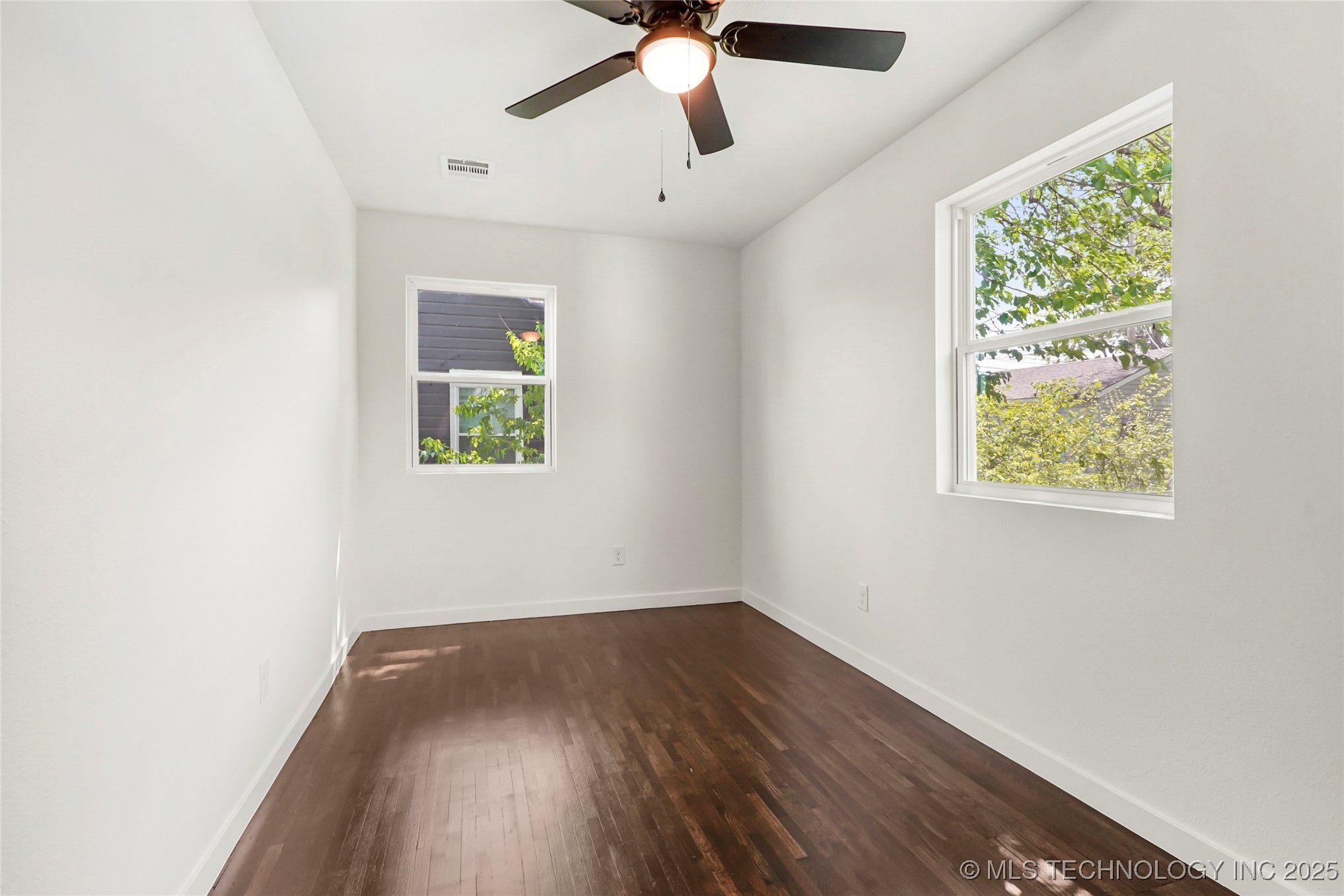 1508 N 68th East Avenue Property Photo 22